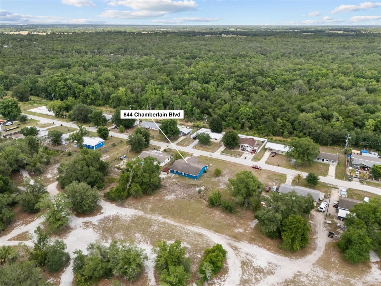 Living in the country - 844 CHAMBERLAIN BLVD, WAUCHULA