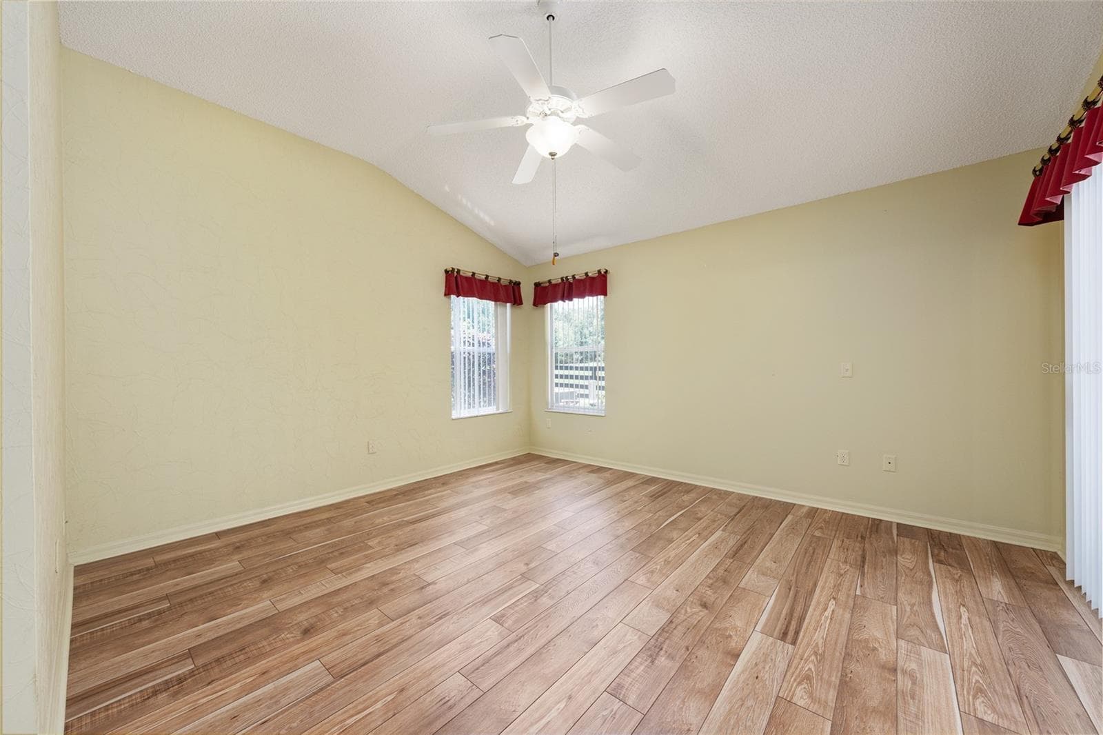 Single Family Residence at 170 PALERMO PL, LADY LAKE, photo 25 of 45