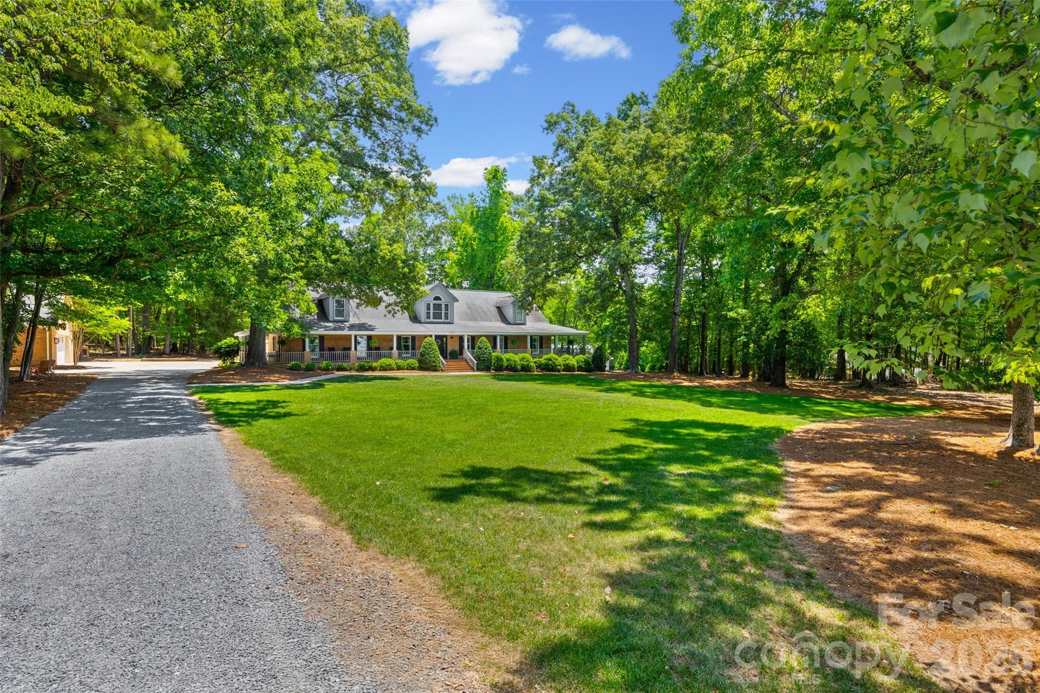 Single Family Residence at 16105 Langston Drive, Charlotte, photo 44 of 47