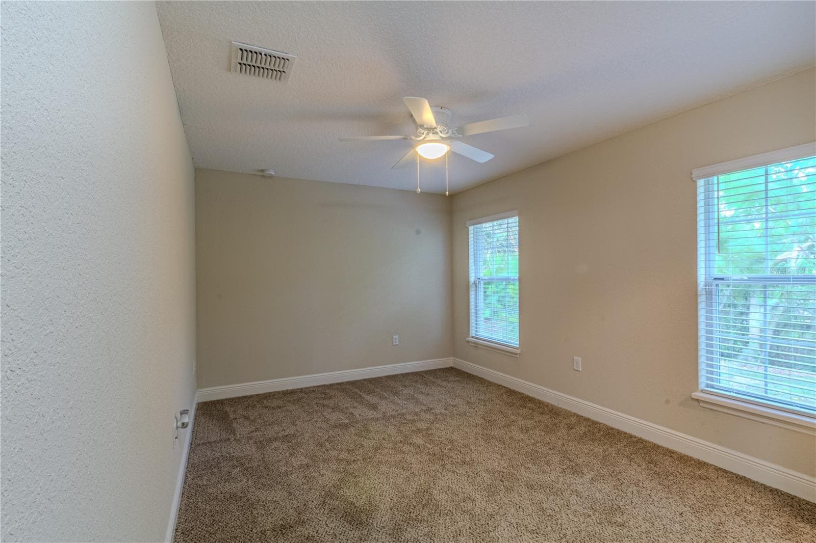 Single Family Residence at 8593 PLUMERIA AVE, ORLANDO, photo 11 of 21