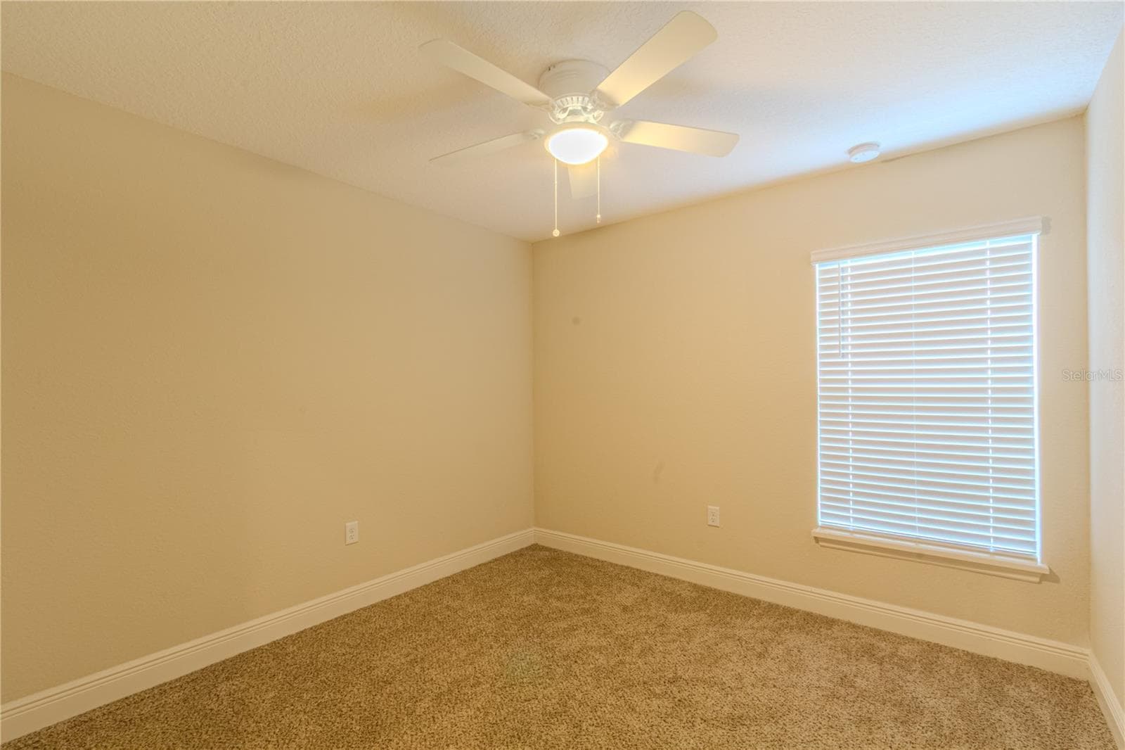 Single Family Residence at 8593 PLUMERIA AVE, ORLANDO, photo 14 of 21