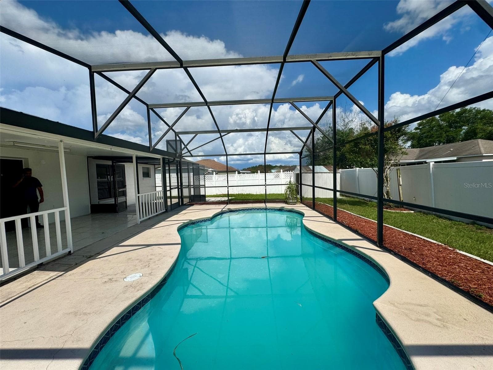 Single Family Residence at 14 YORK CT, KISSIMMEE, photo 2 of 14