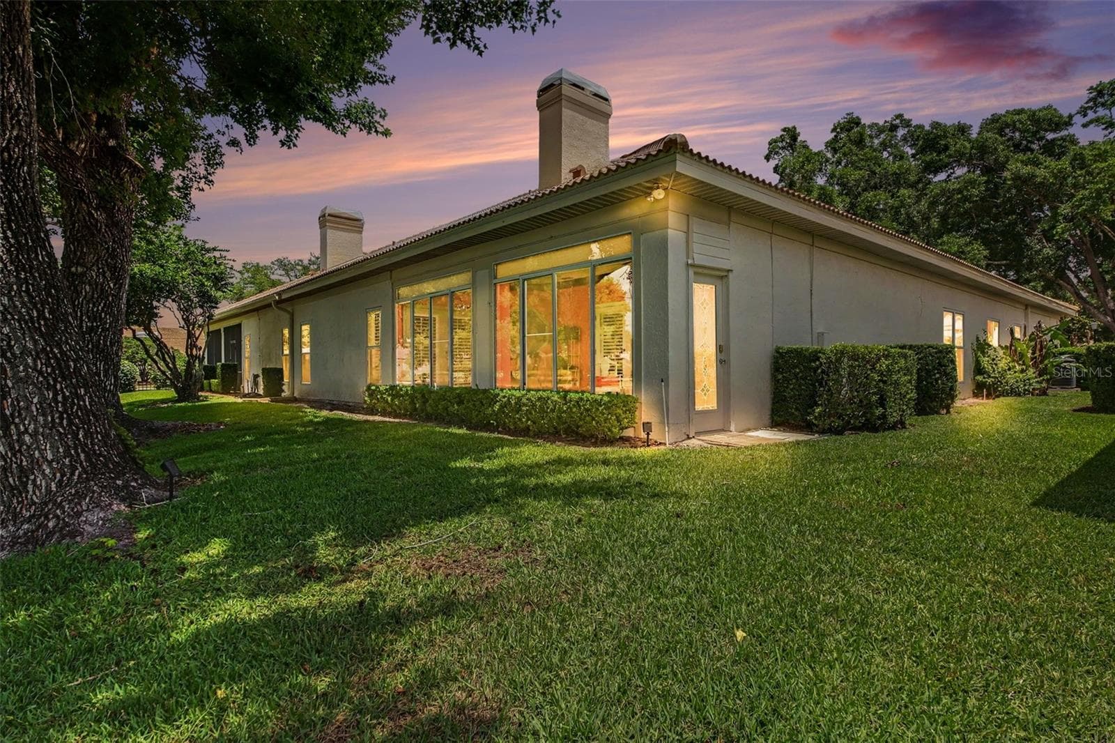 Single Family Residence at 2406 SWEETWATER COUNTRY CLUB DR, APOPKA, photo 3 of 54