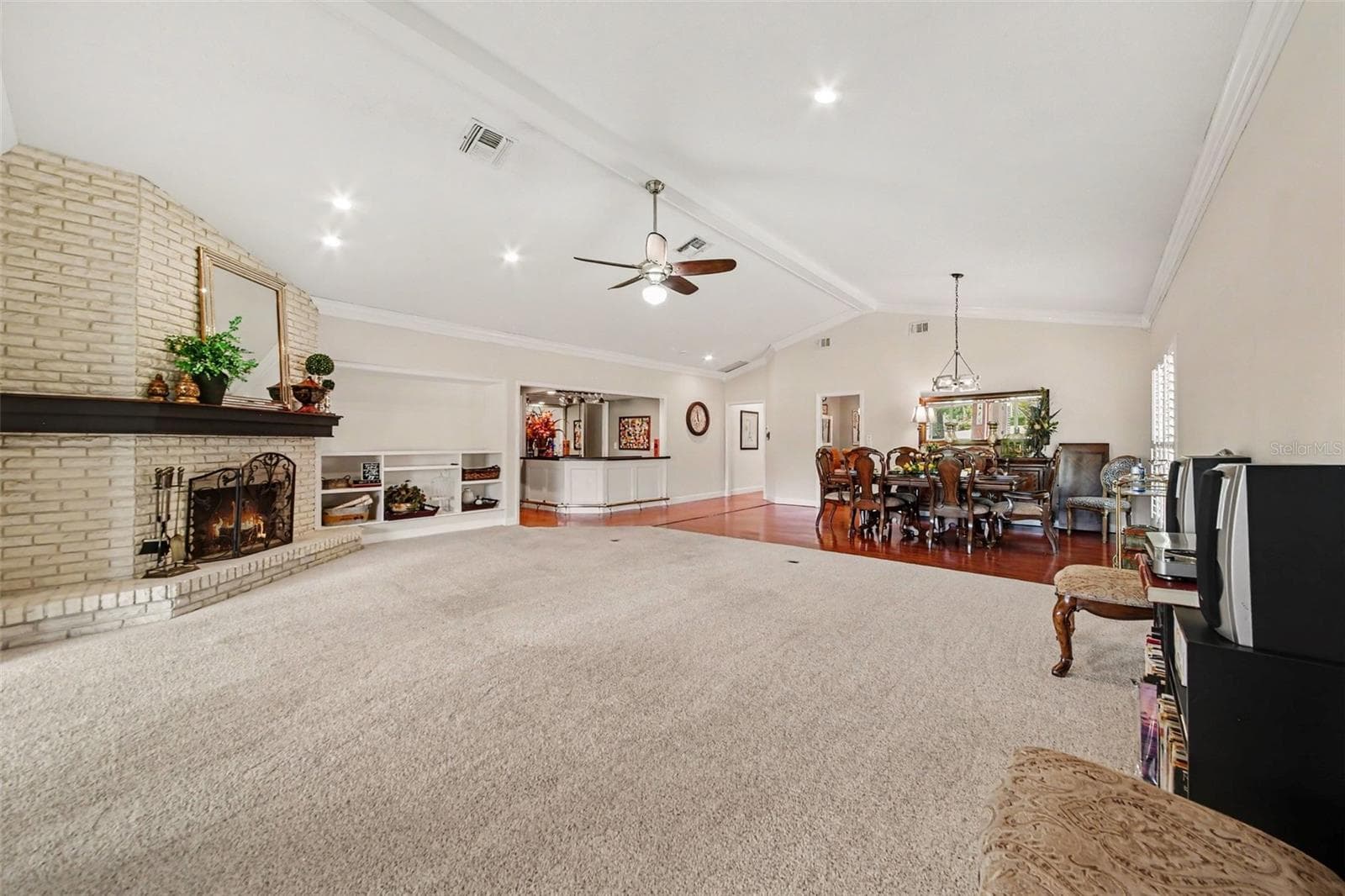 LR, view 2 - 2406 SWEETWATER COUNTRY CLUB DR, APOPKA