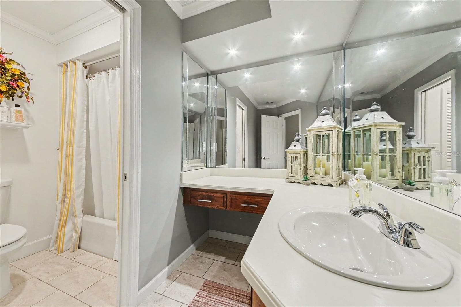 2nd bath - 2406 SWEETWATER COUNTRY CLUB DR, APOPKA
