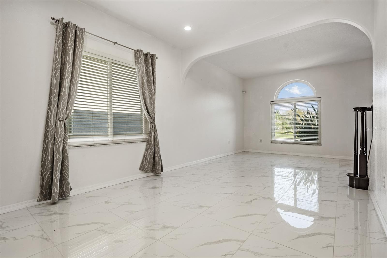 Single Family Residence at 380 ROSALIND LN, OLDSMAR, photo 7 of 55
