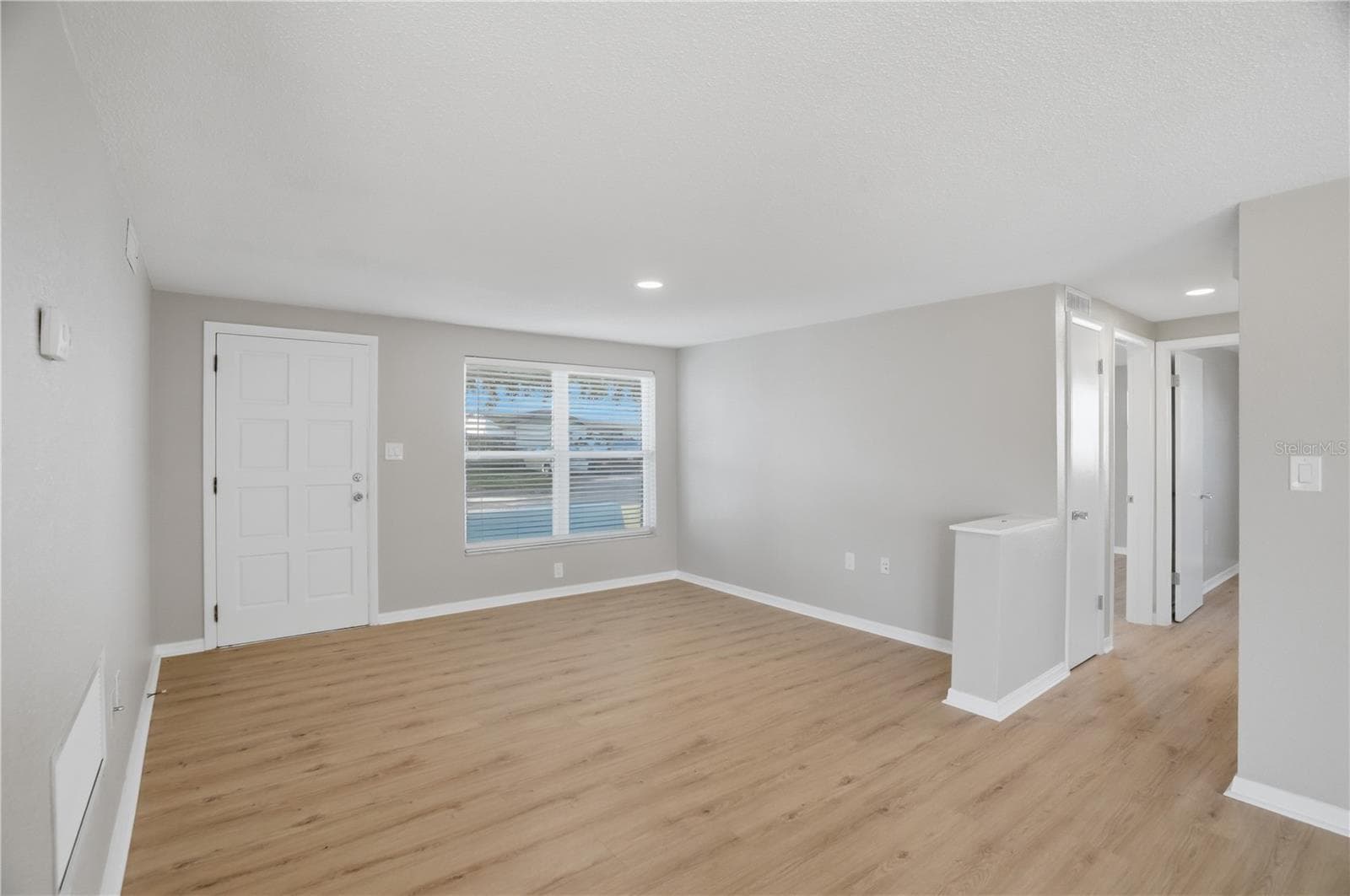 Single Family Residence at 3104 SALISBURY DR, HOLIDAY, photo 6 of 29