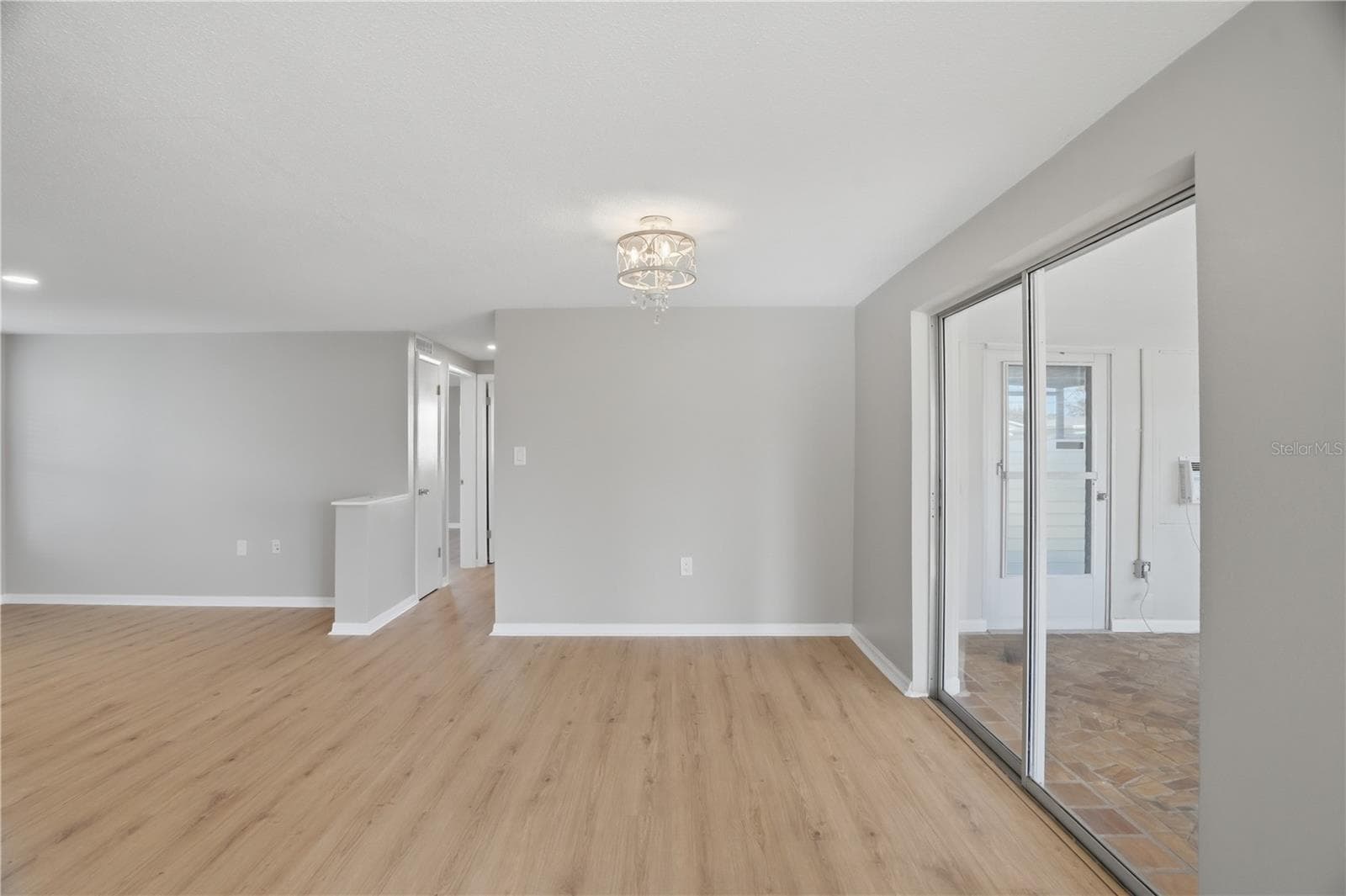 Single Family Residence at 3104 SALISBURY DR, HOLIDAY, photo 19 of 29