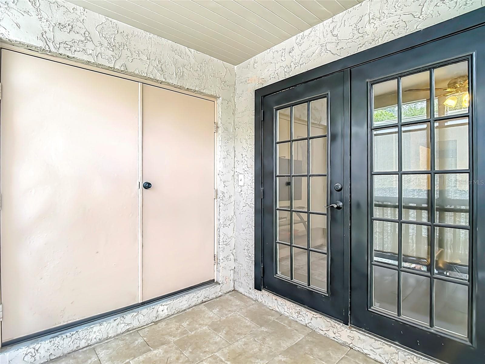 Condominium at 4611 W NORTH B ST #240, TAMPA, photo 29 of 35