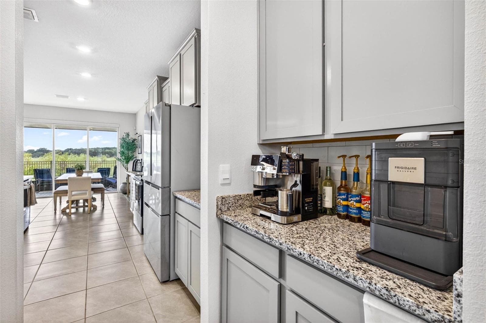 Single Family Residence at 13793 WINEBERRY DR, DADE CITY, photo 10 of 80