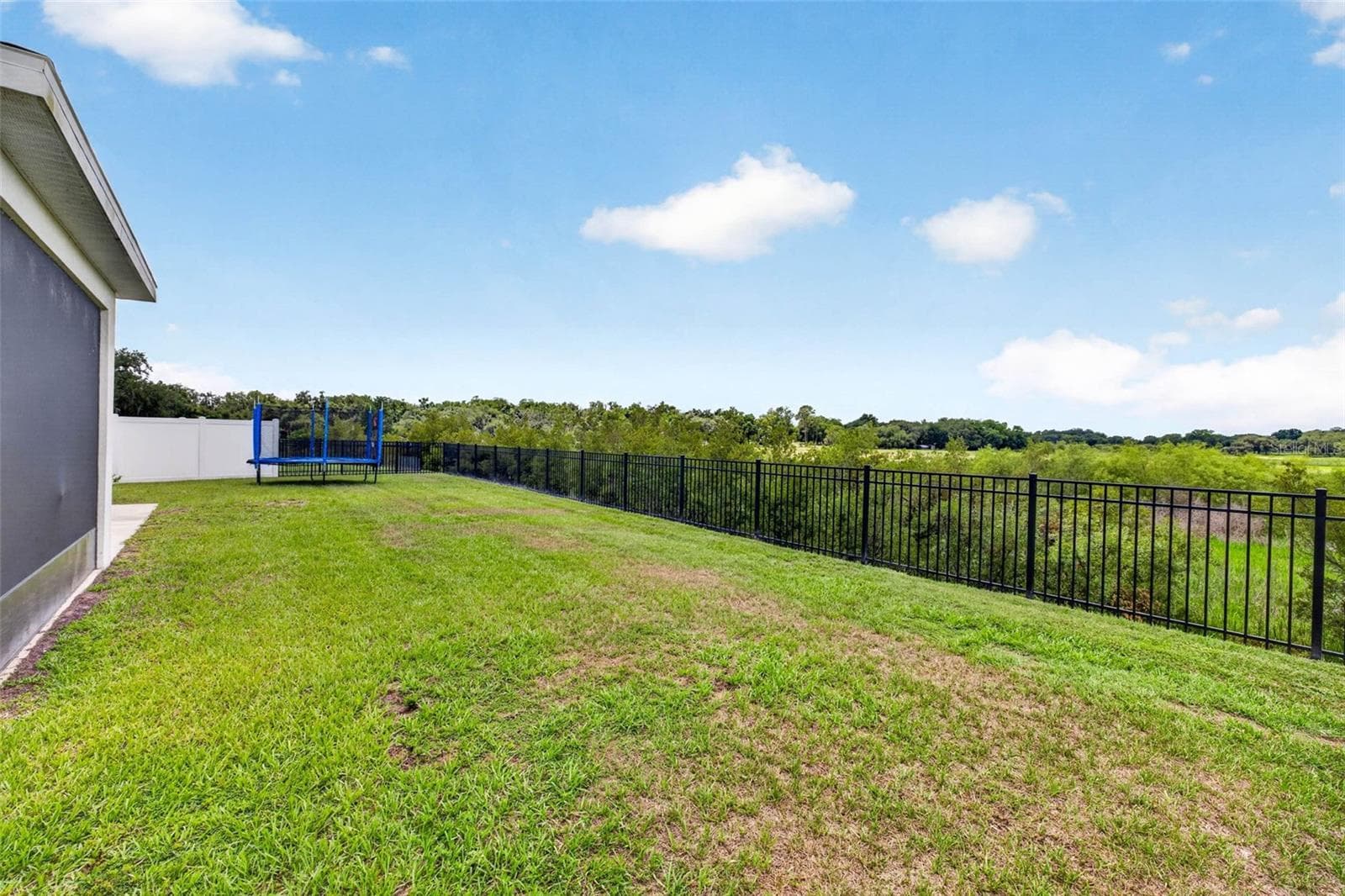 Single Family Residence at 13793 WINEBERRY DR, DADE CITY, photo 55 of 80