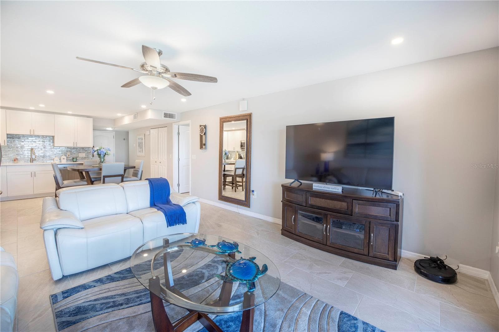 Condominium at 7300 SUN ISLAND DR S #602, SOUTH PASADENA, photo 21 of 48