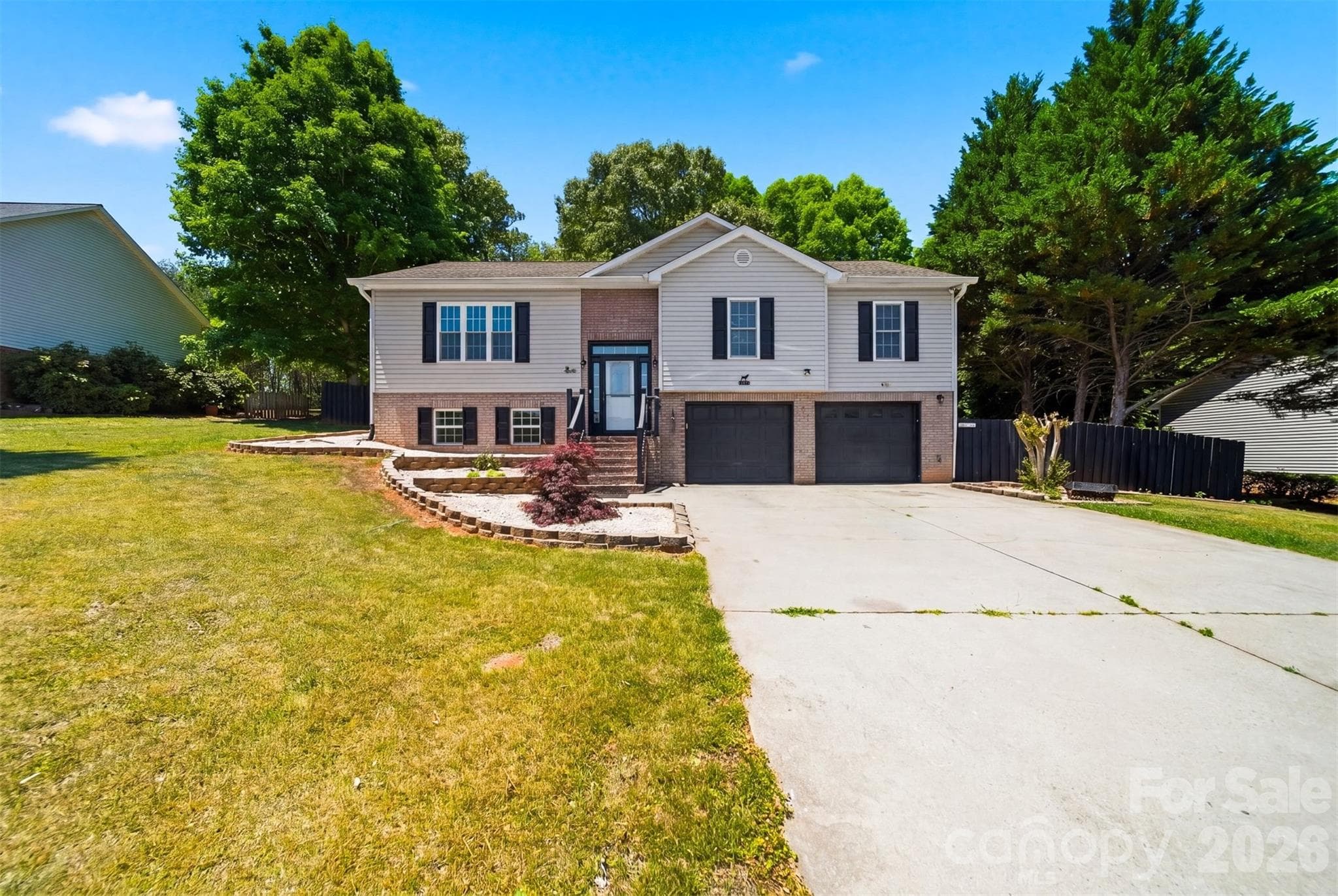 You get a lot of home for the money with a split entry home! - Hudson