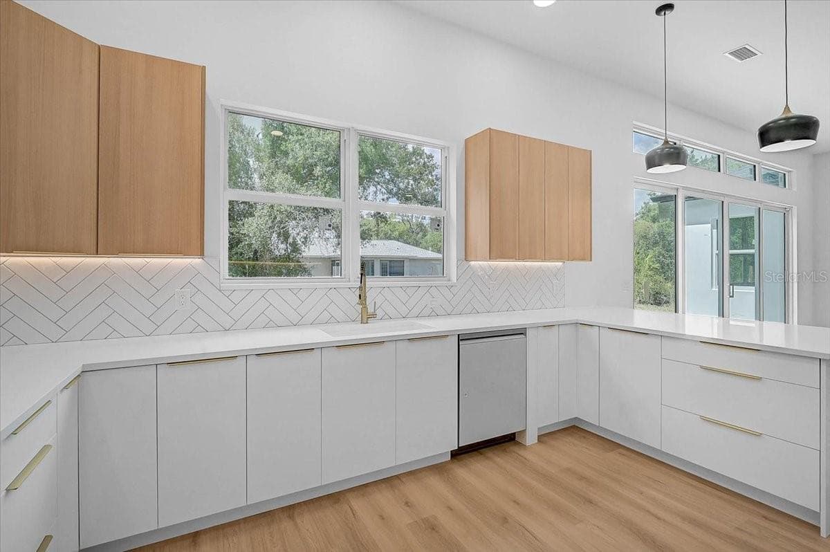 Single Family Residence at 4443 WINDSONG AVE, NORTH PORT, photo 5 of 47