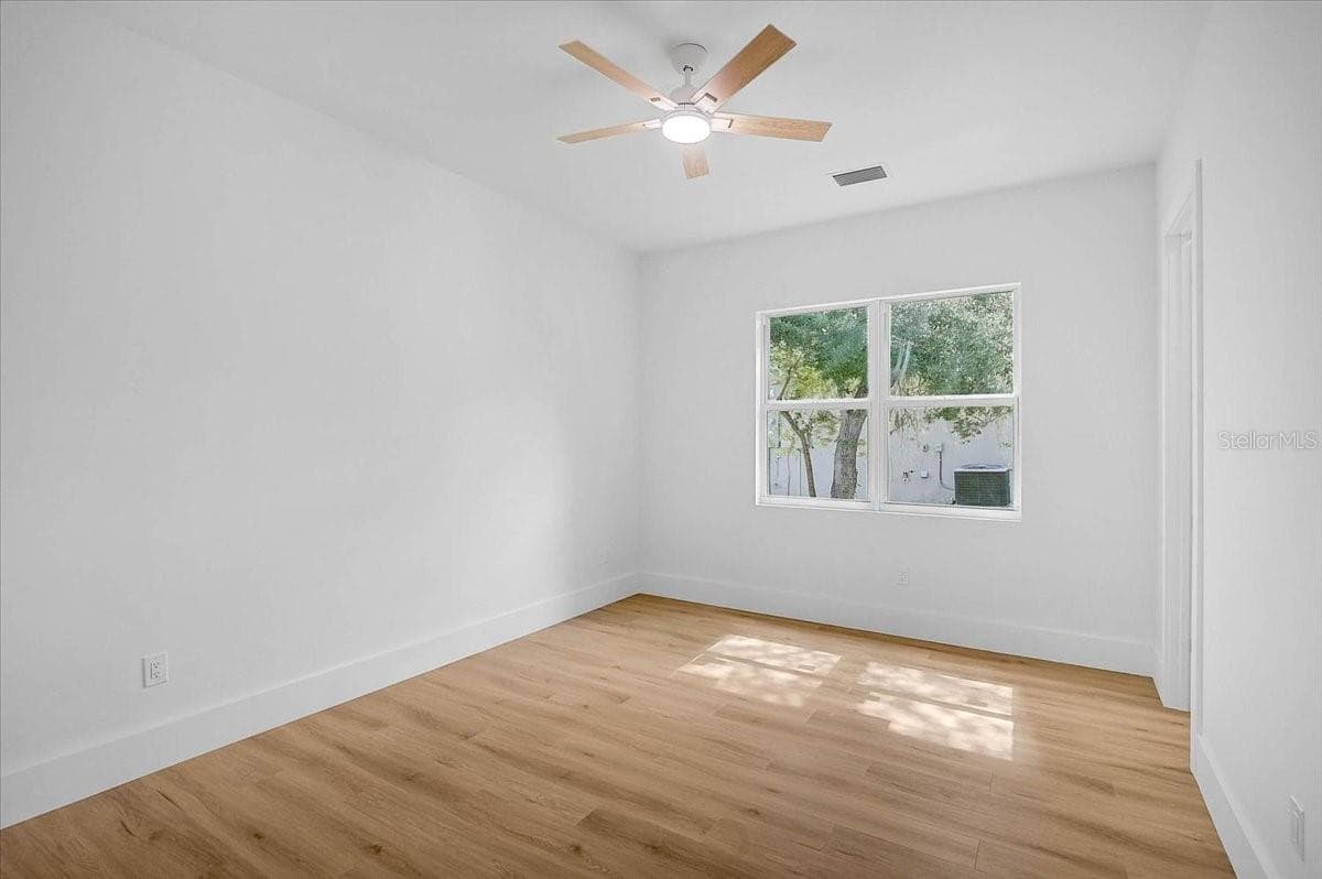 Single Family Residence at 4443 WINDSONG AVE, NORTH PORT, photo 17 of 47