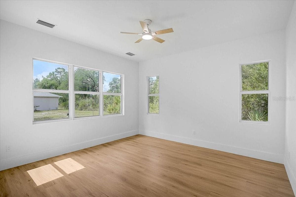 Single Family Residence at 4443 WINDSONG AVE, NORTH PORT, photo 18 of 47