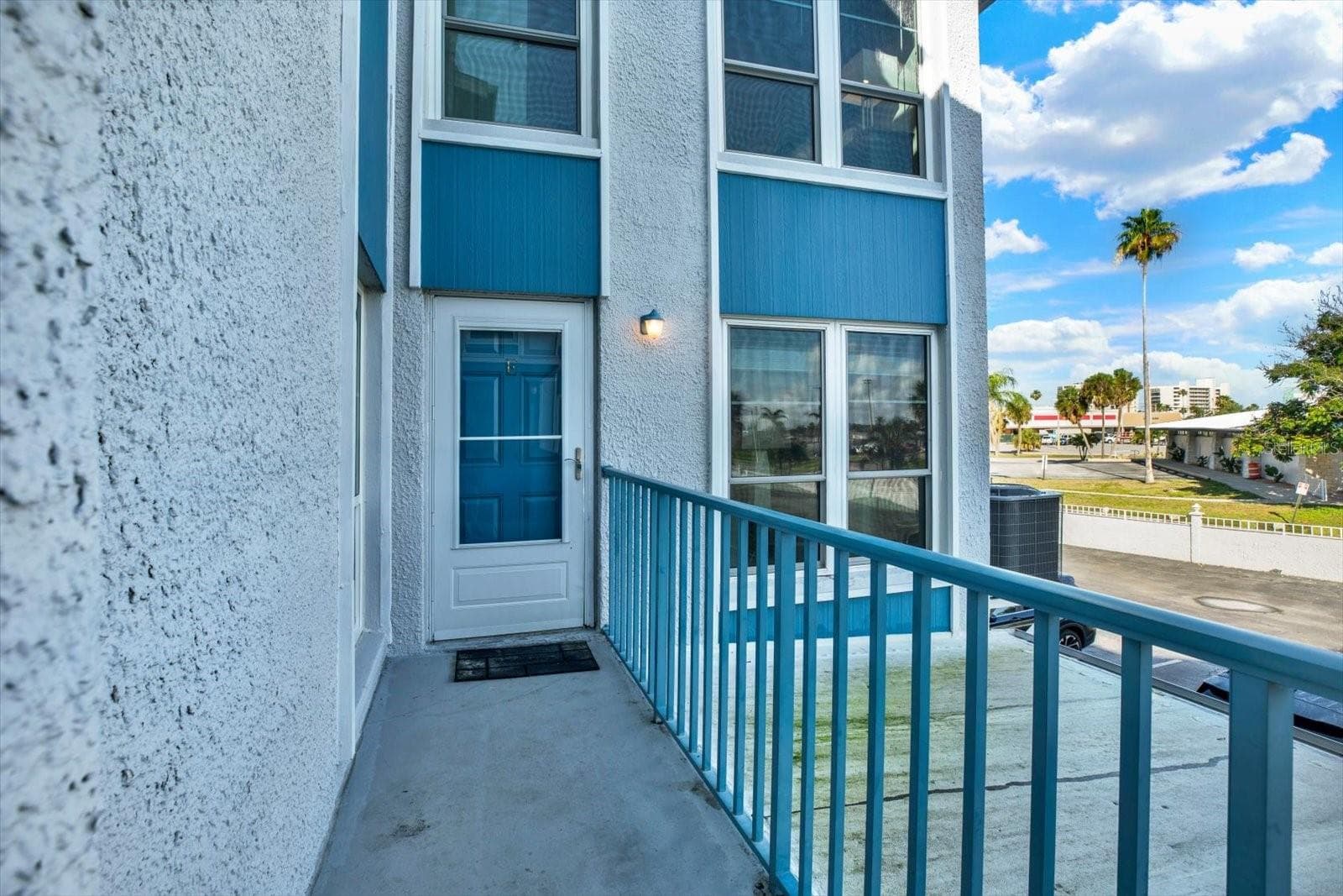 Front Exterior - 169 MEDALLION BLVD #E, MADEIRA BEACH