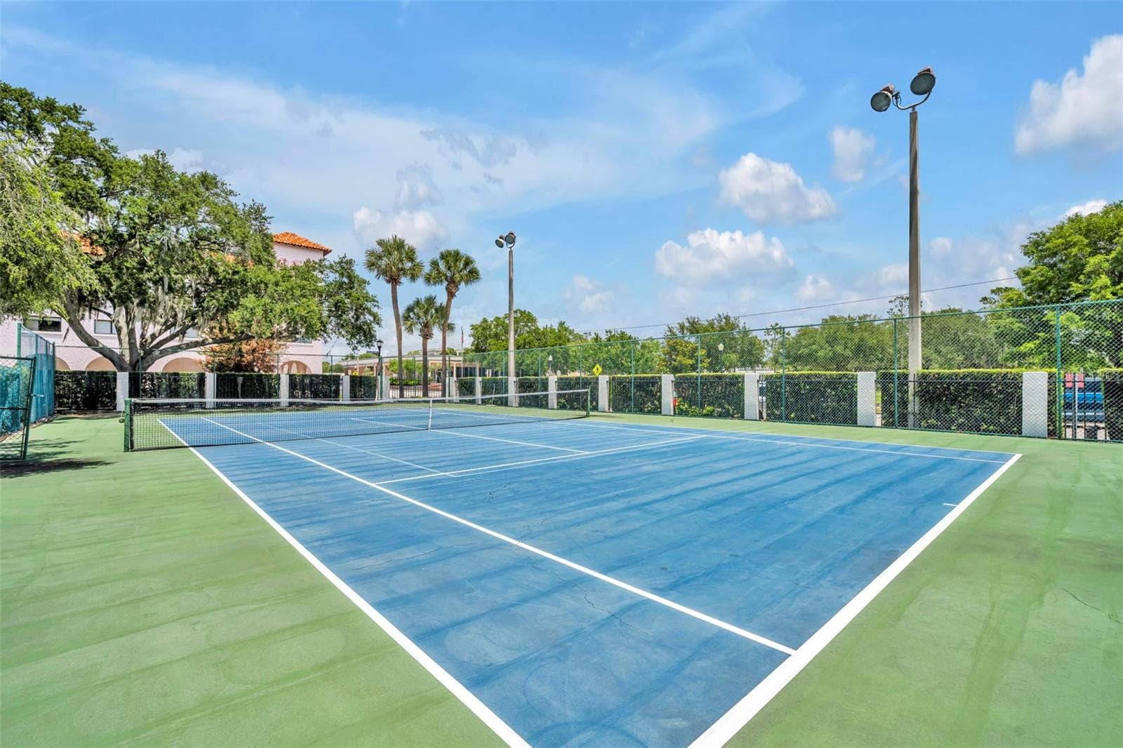Also at Park West's recreation complex is a well-maintained tennis court with lights. - 300 CAROLINA AVE #402C, WINTER PARK