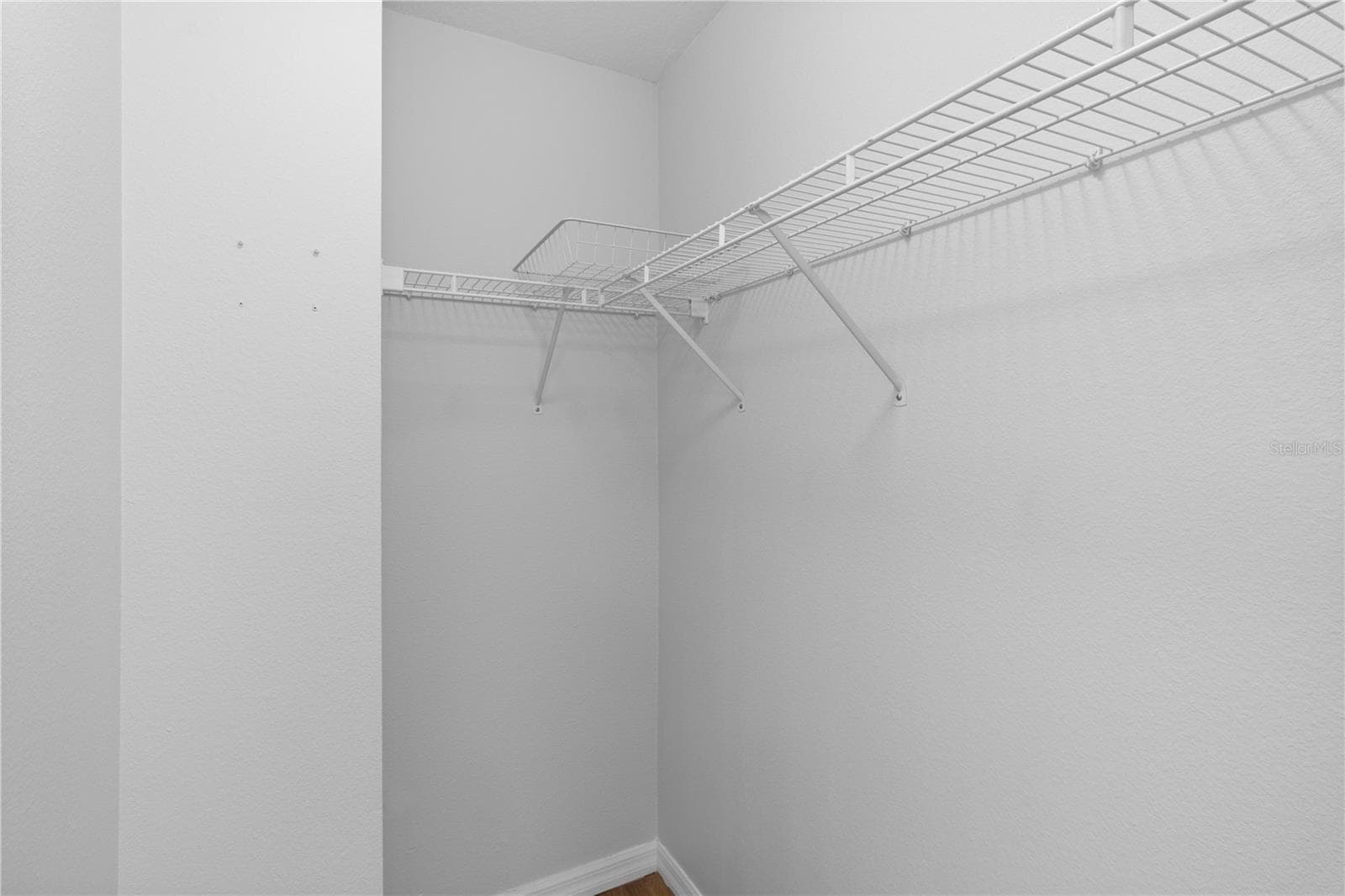 Townhouse at 12294 COUNTRY WHITE CIR, TAMPA, photo 15 of 21