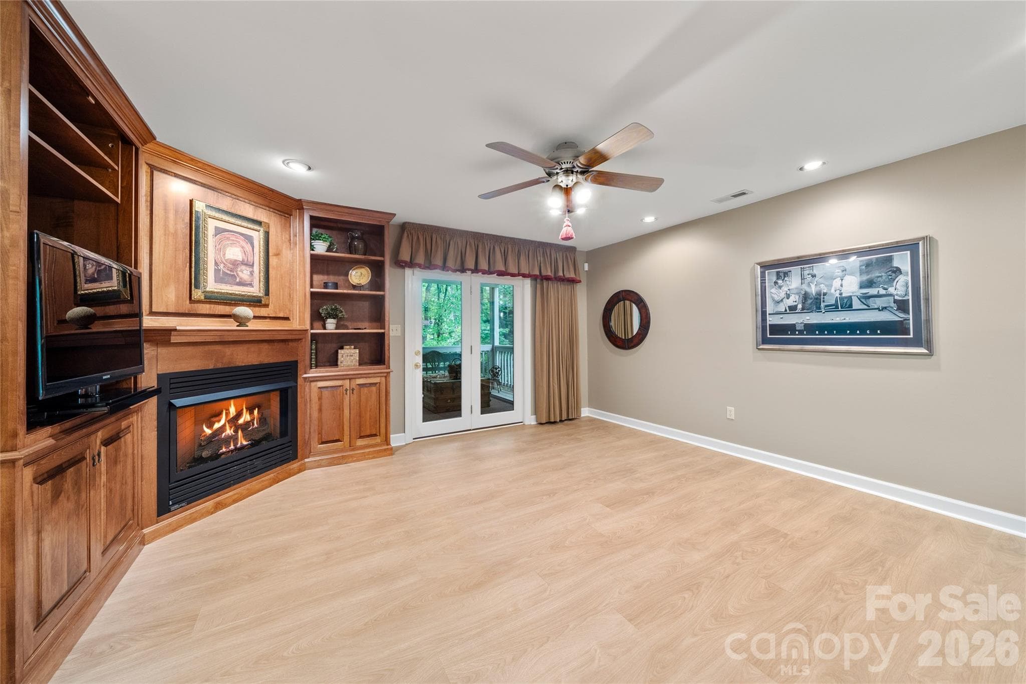 Single Family Residence at 100 Welwyn Lane, Asheville, photo 35 of 46