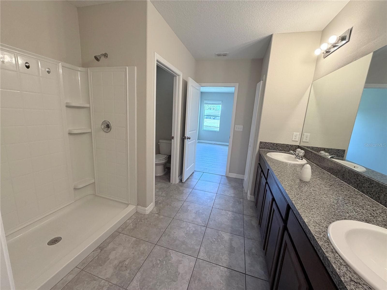 Single Family Residence at 10013 CRESTED FRINGE DR, RIVERVIEW, photo 15 of 25