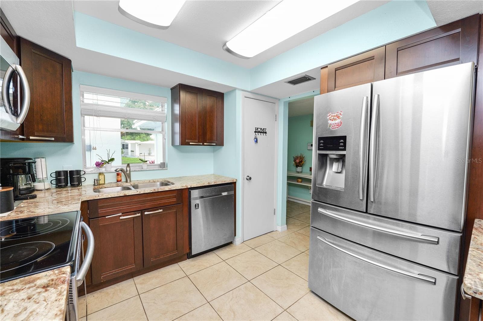 Condominium at 711 BARBER CIR #711, LAKELAND, photo 13 of 33