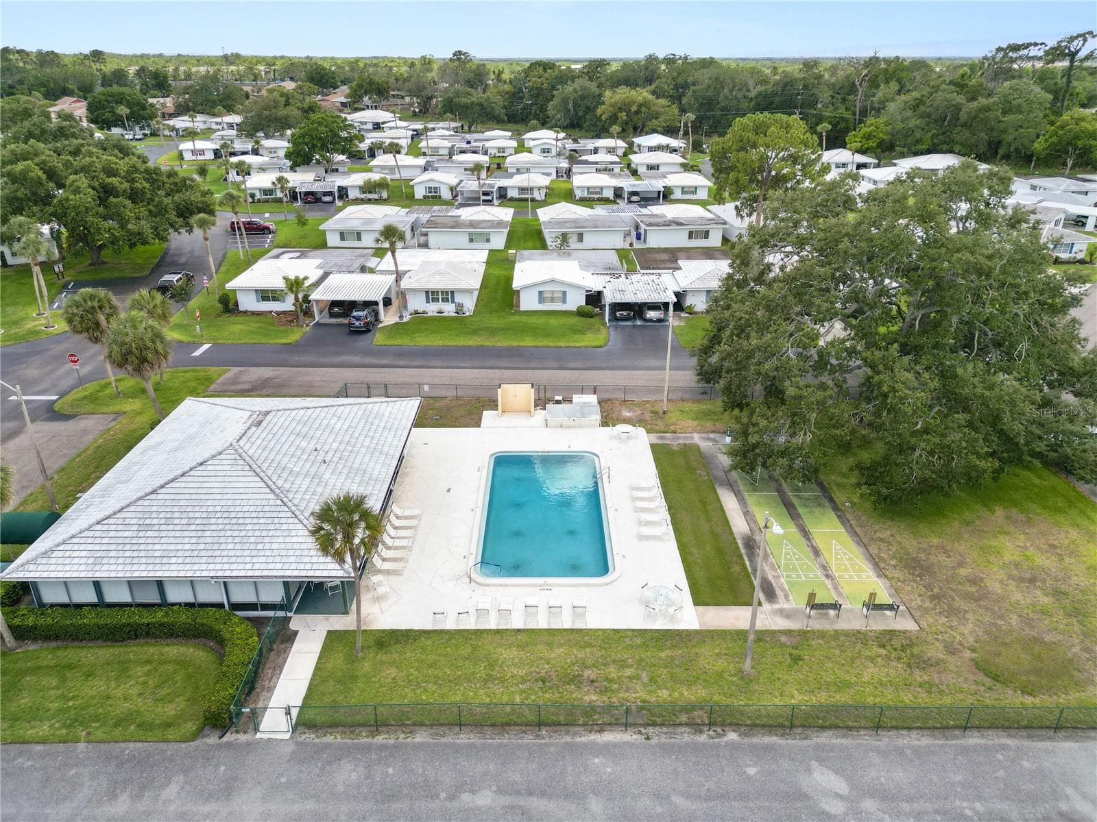 Condominium at 711 BARBER CIR #711, LAKELAND, photo 31 of 33