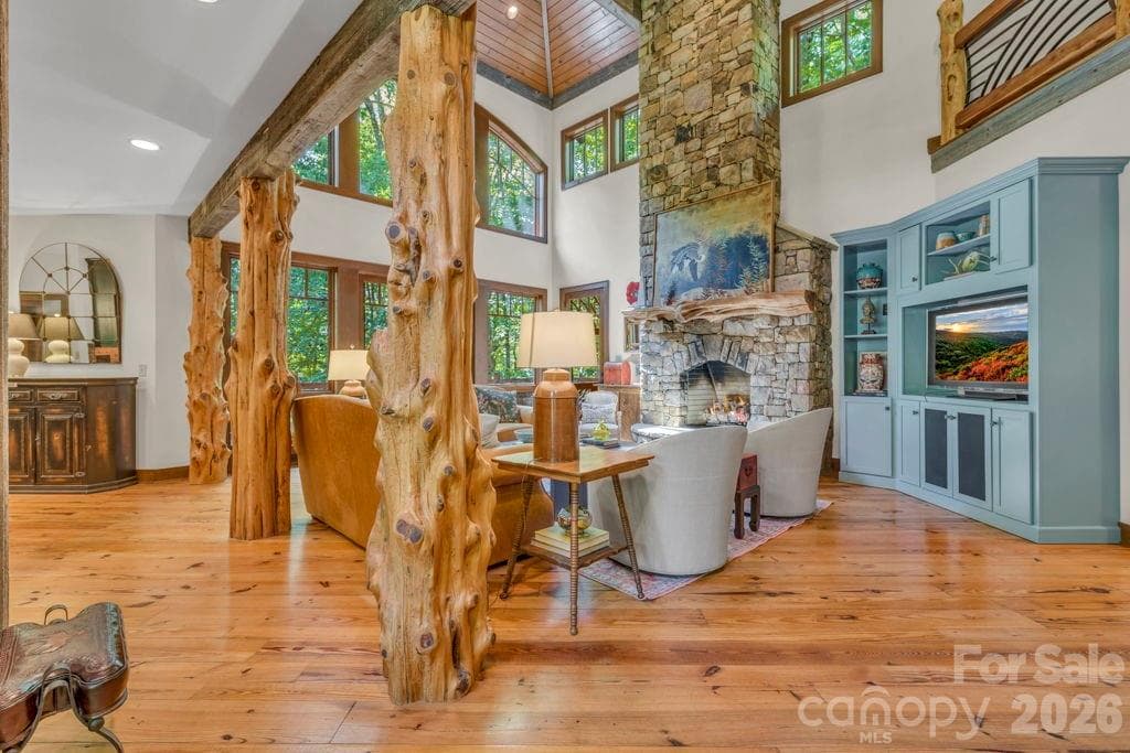 open great room - 355 Oakley Green None, Boone