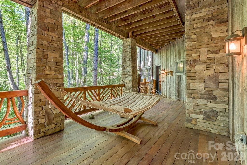 Lower-level deck - 355 Oakley Green None, Boone