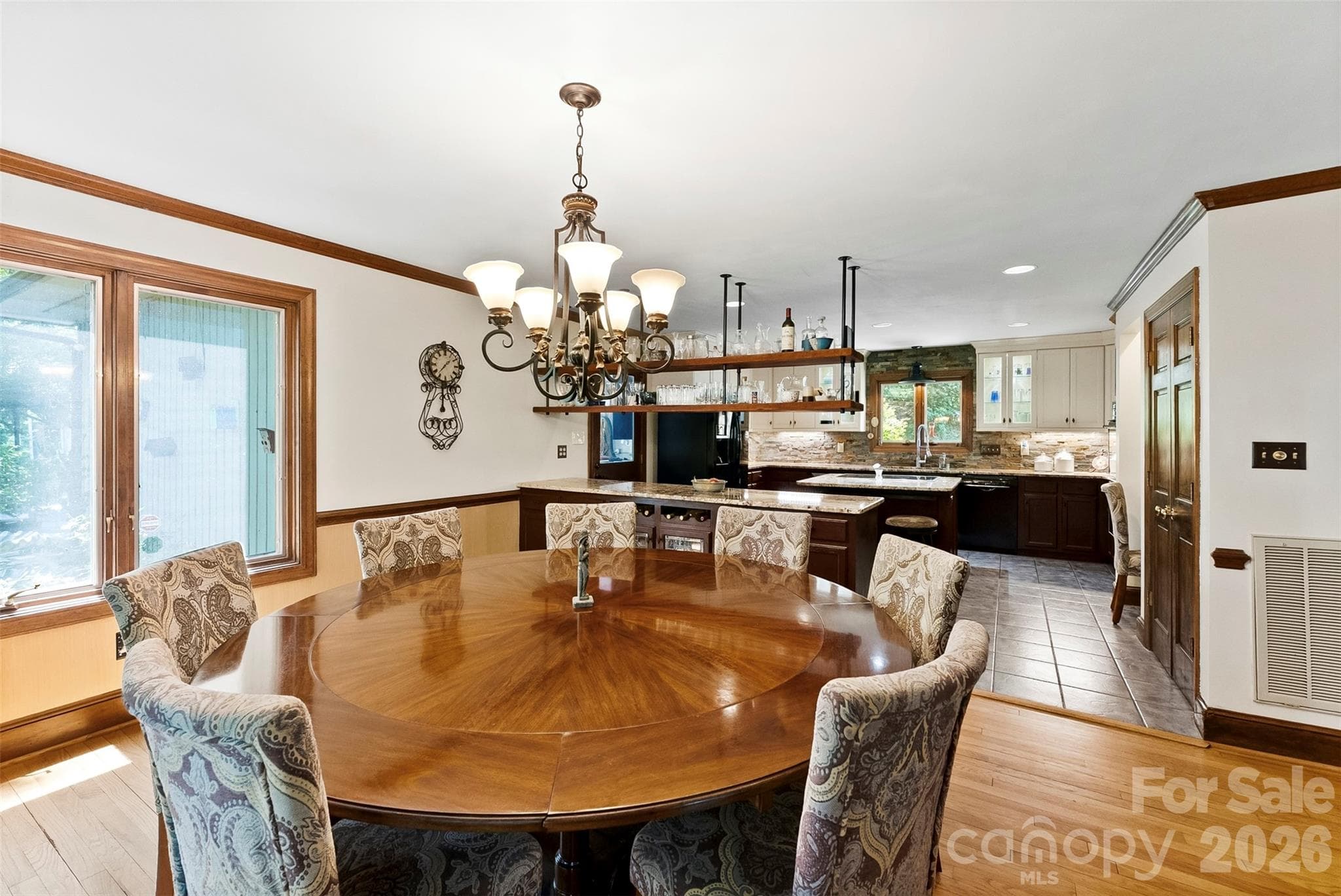 Single Family Residence at 304 Eagles Walk, Gastonia, photo 11 of 51