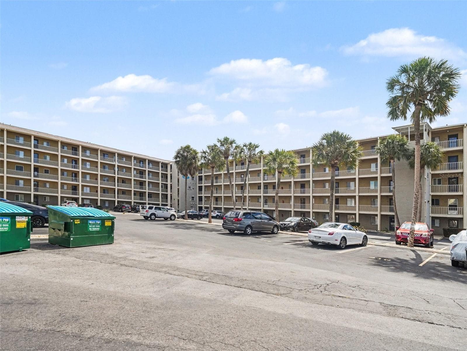 Condominium at 3801 LAKE BAYSHORE DR #H413, BRADENTON, photo 3 of 36