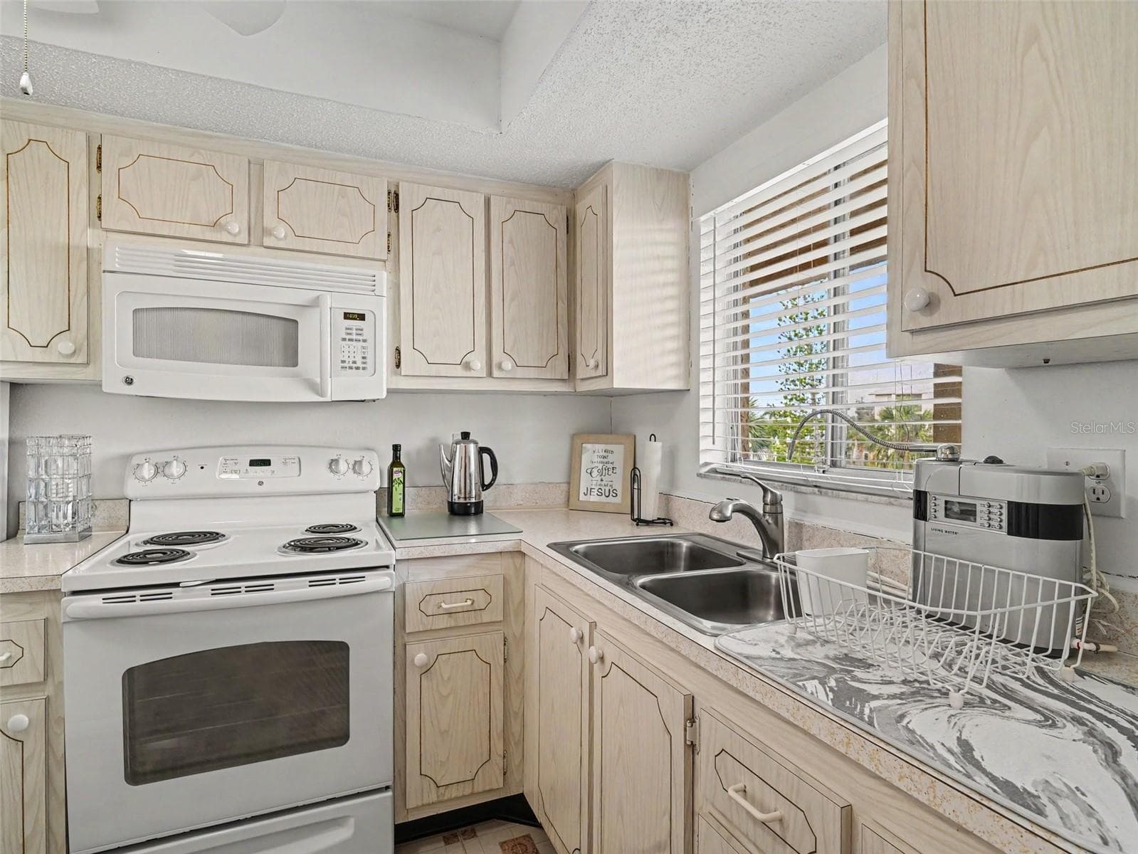Condominium at 3801 LAKE BAYSHORE DR #H413, BRADENTON, photo 15 of 36