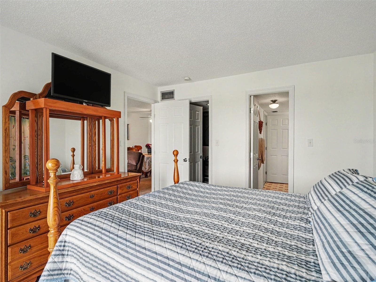 Condominium at 3801 LAKE BAYSHORE DR #H413, BRADENTON, photo 17 of 36