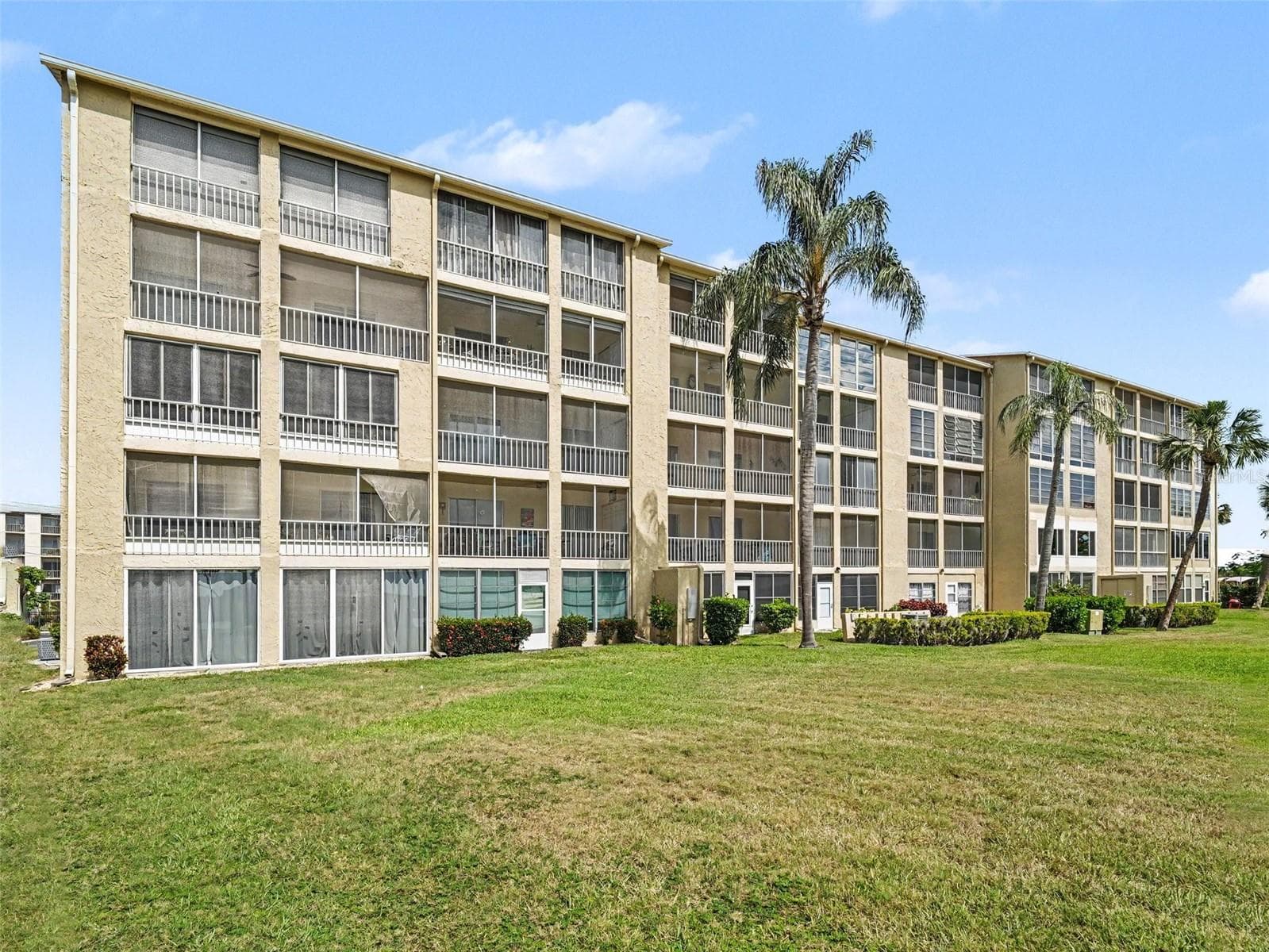 Condominium at 3801 LAKE BAYSHORE DR #H413, BRADENTON, photo 25 of 36