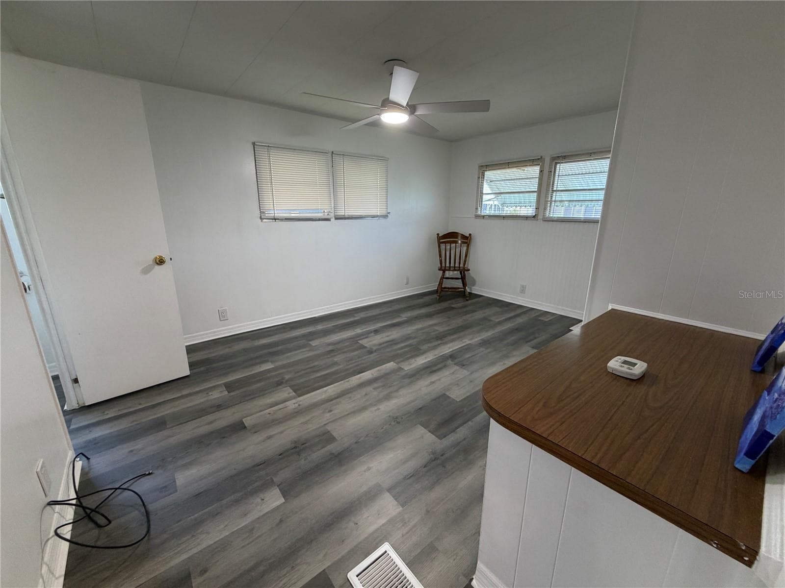 Mobile Home at 5221 BEECHMONT AVE, SARASOTA, photo 16 of 74