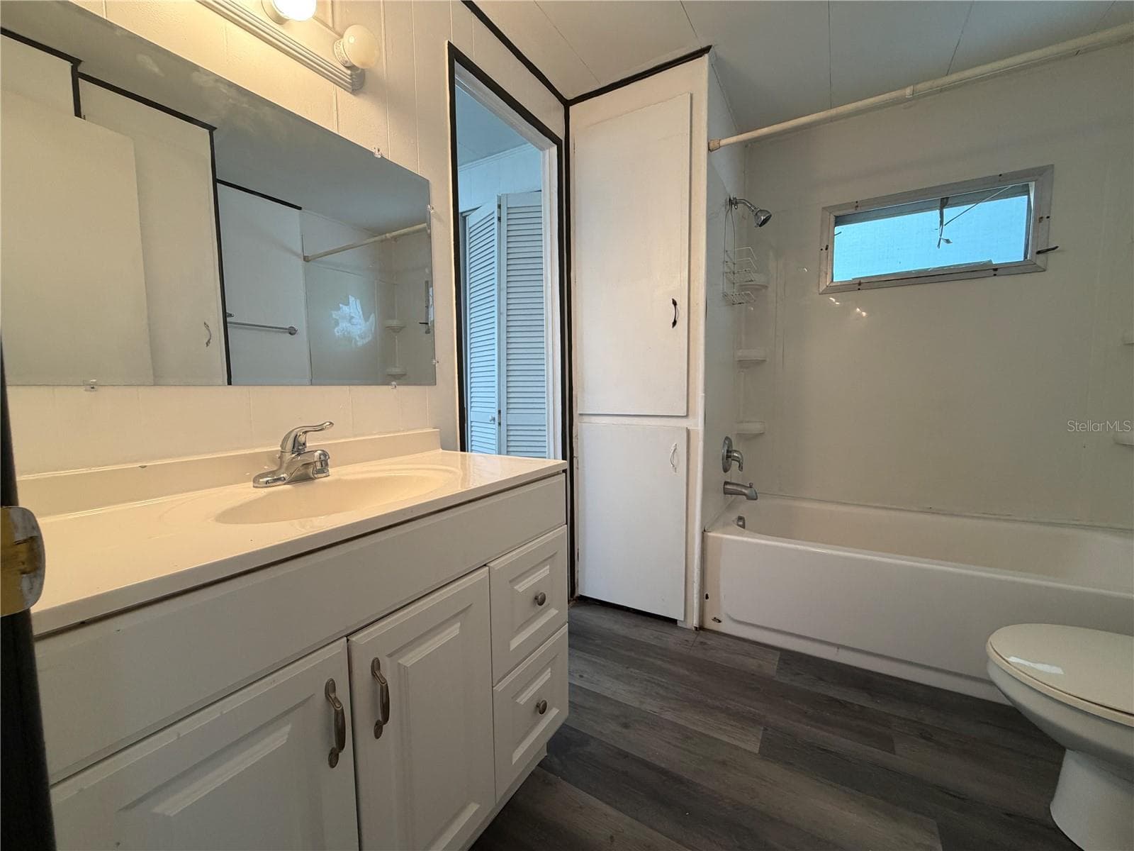 Mobile Home at 5221 BEECHMONT AVE, SARASOTA, photo 28 of 74