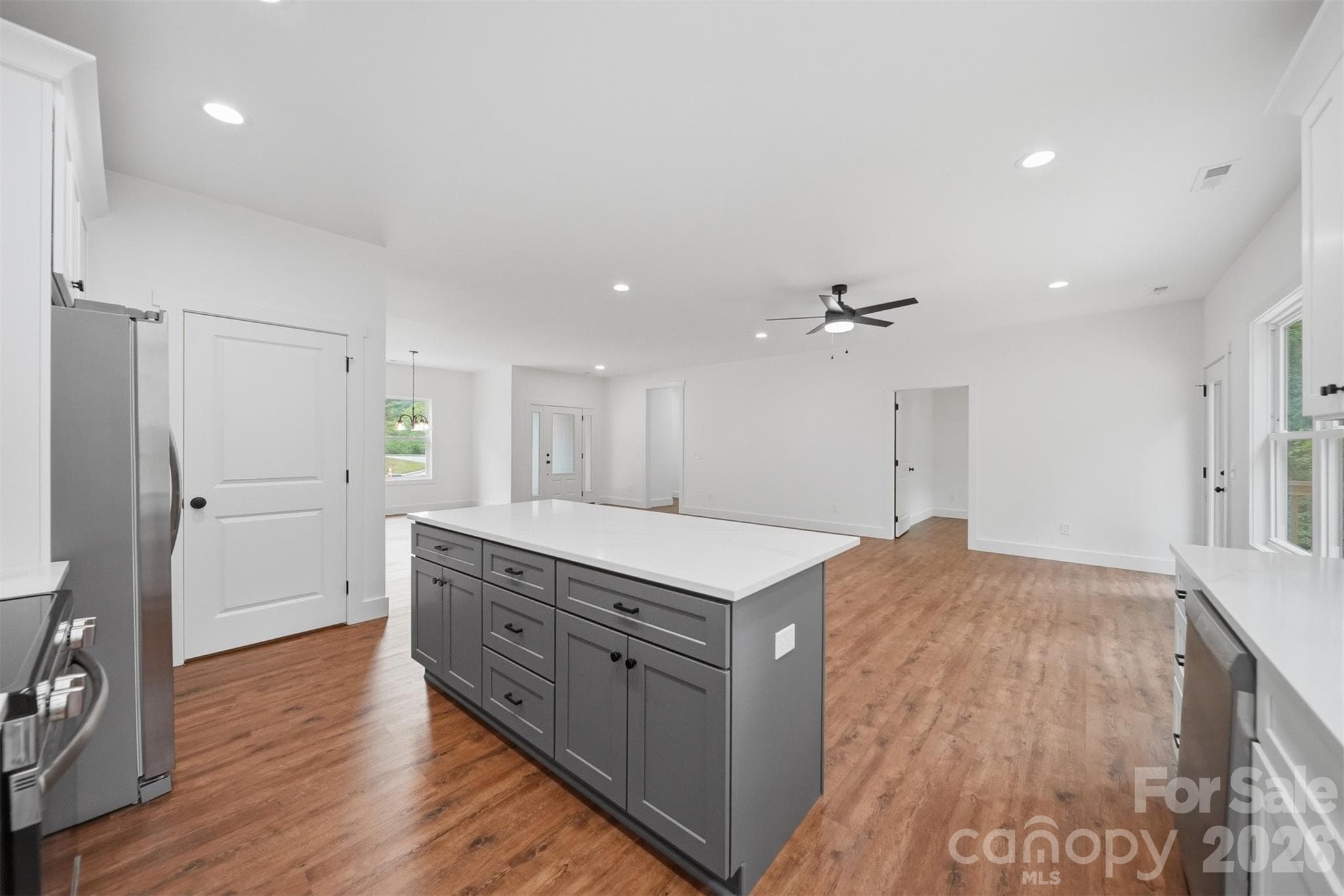 Single Family Residence at 414 Scarlett Oak Court NE, Lenoir, photo 18 of 57