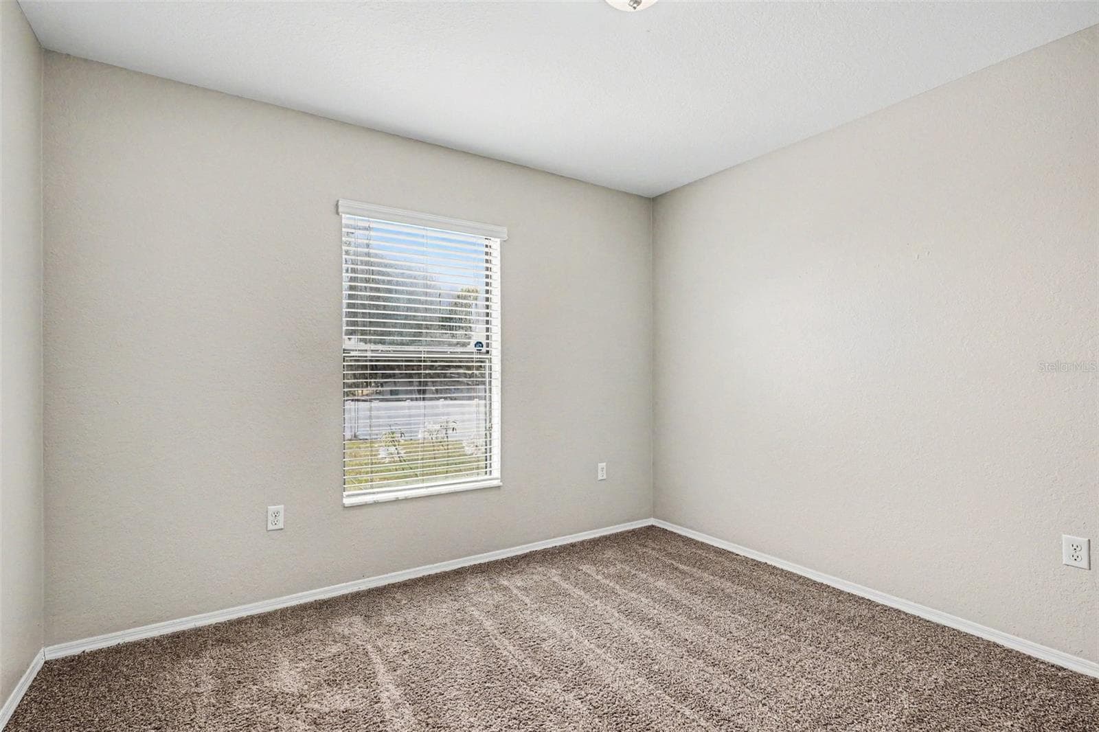 Single Family Residence at 8187 WOODVINE CIR, LAKELAND, photo 12 of 16