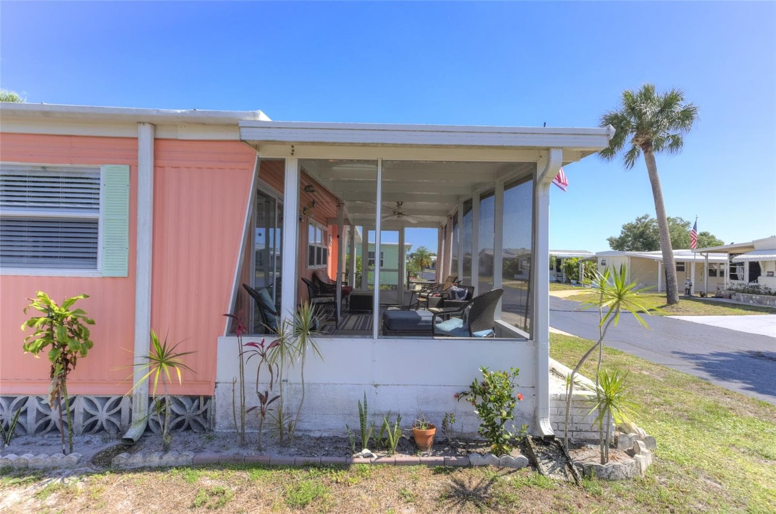 Mobile Home at 24437 HARBORVIEW RD #5, PUNTA GORDA, photo 21 of 87