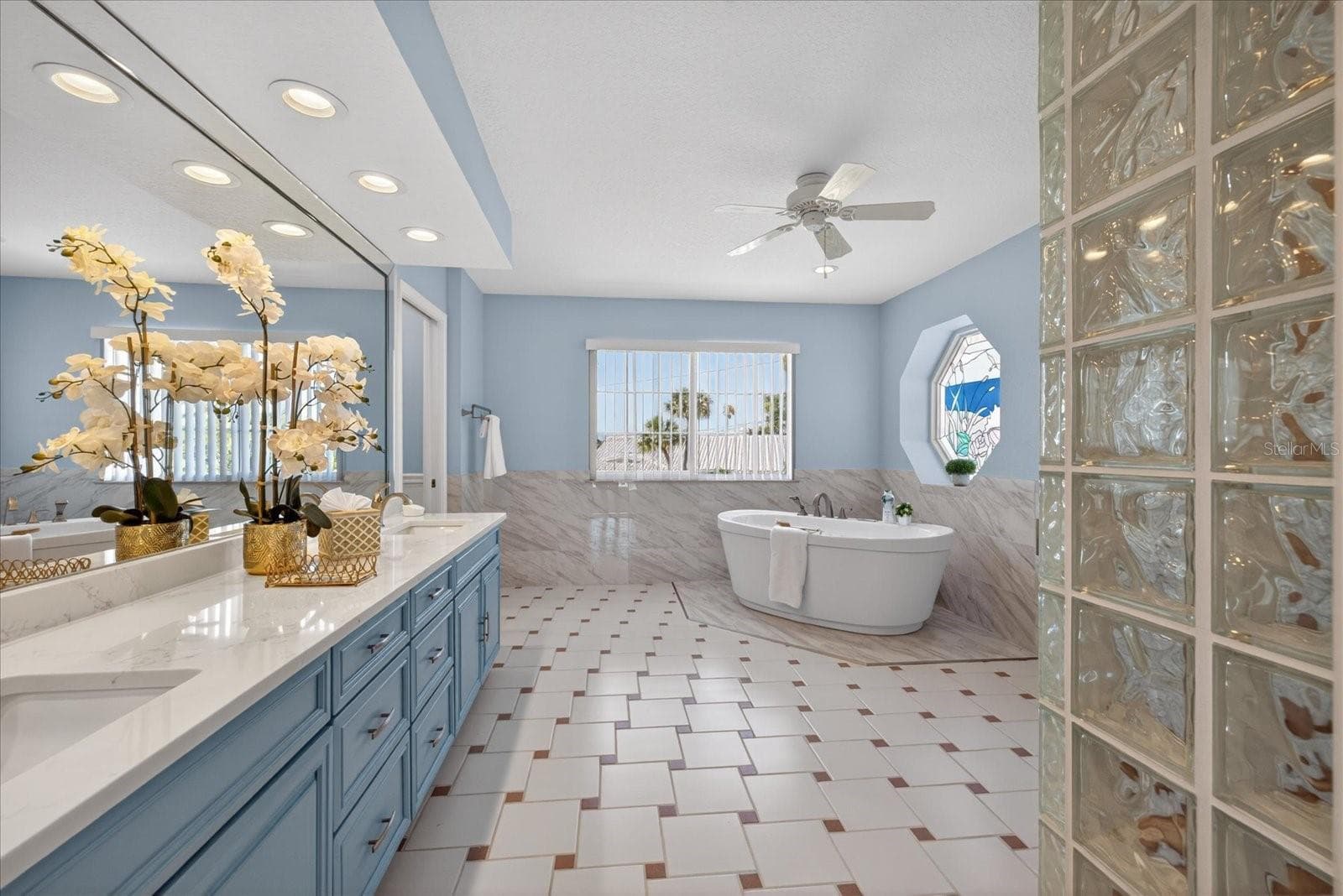 Master bathroom - 3640 HARBORVIEW CT, NEW PORT RICHEY