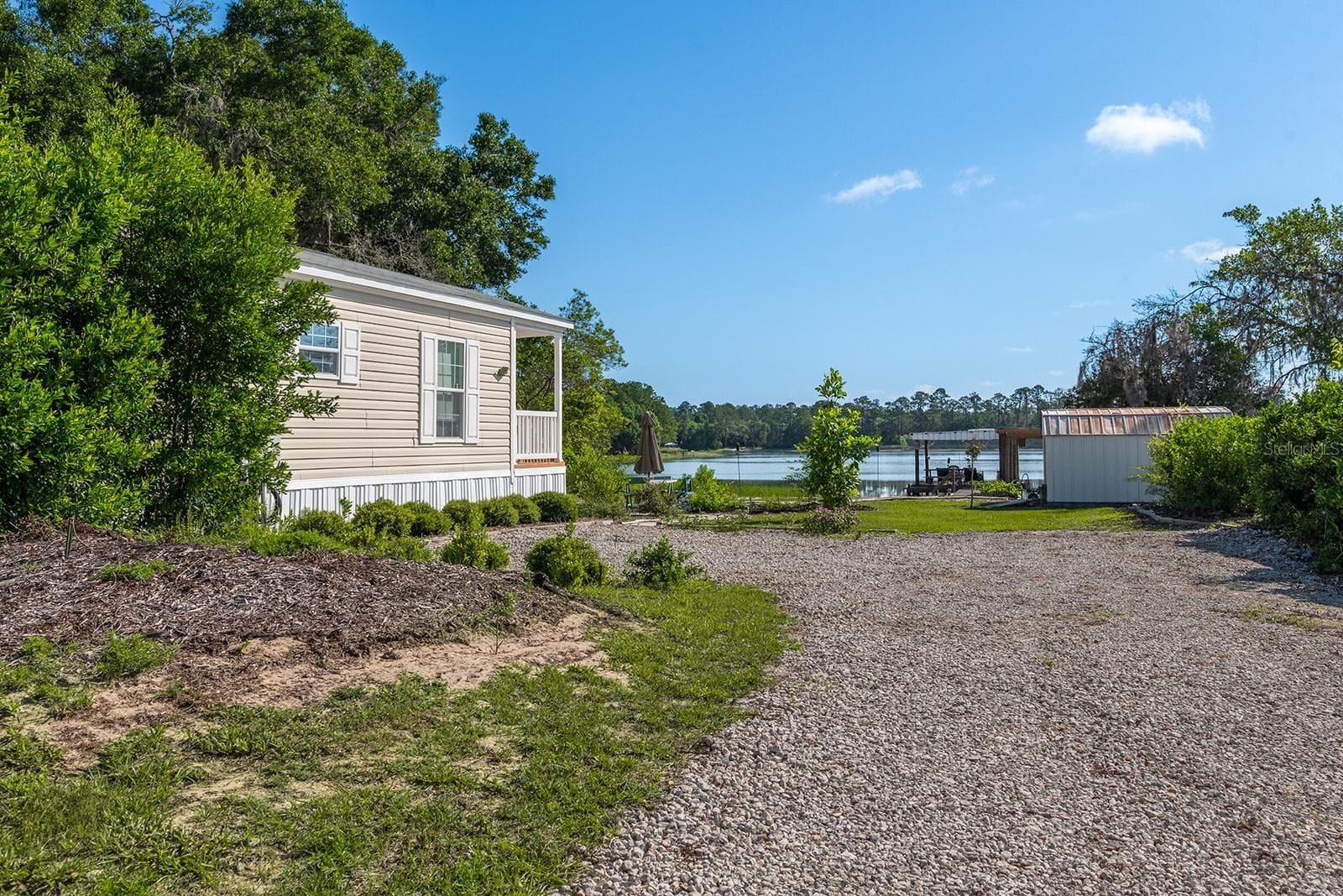 Manufactured Home at 588 S COUNTY ROAD 21, HAWTHORNE, photo 22 of 32
