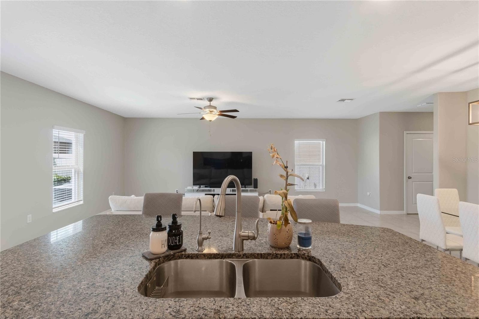Single Family Residence at 9440 LEMON DROP LOOP, SUN CITY CENTER, photo 13 of 55