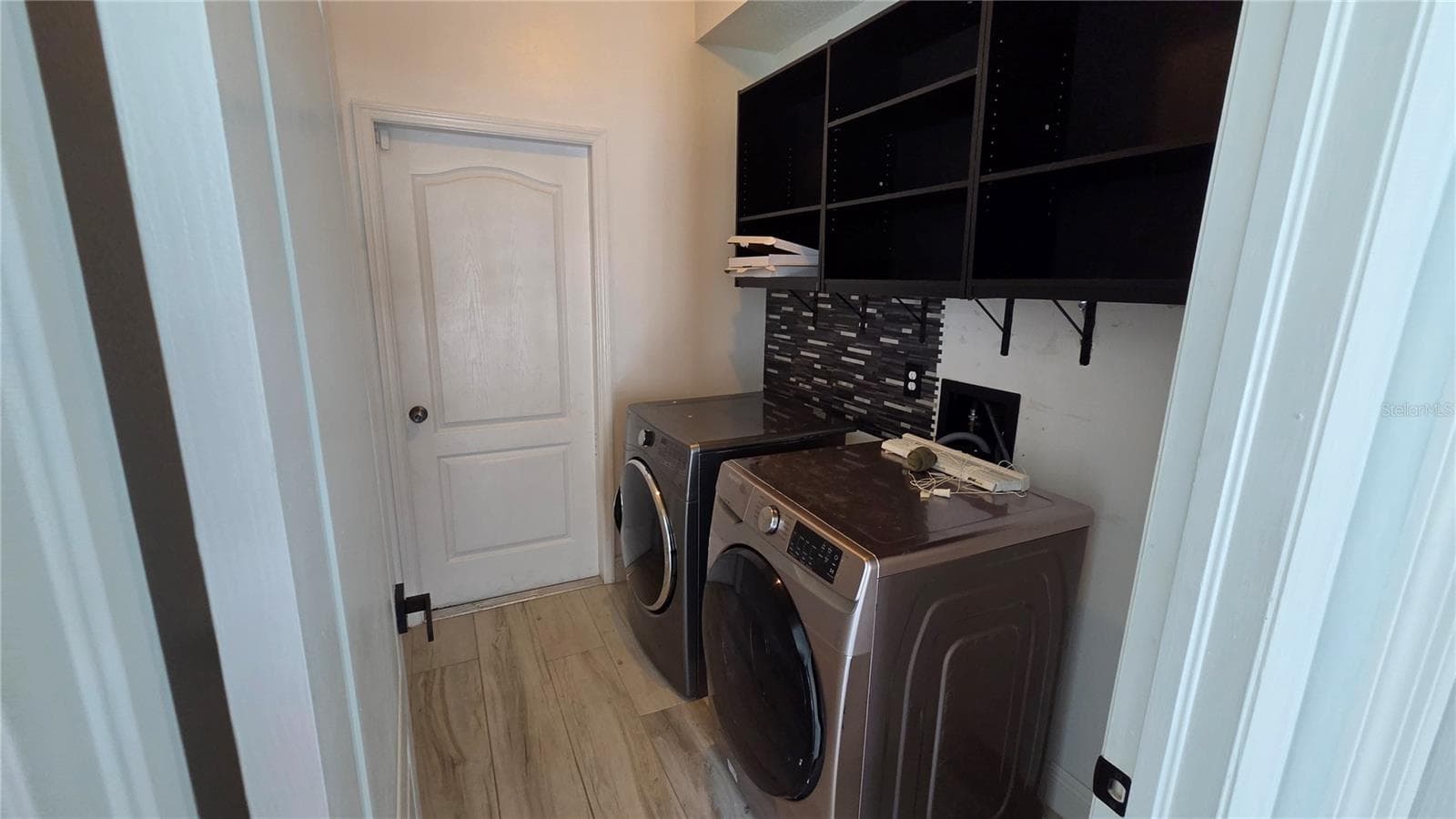 Laundry room - 10422 GLEN WILLOW LN, TAMPA