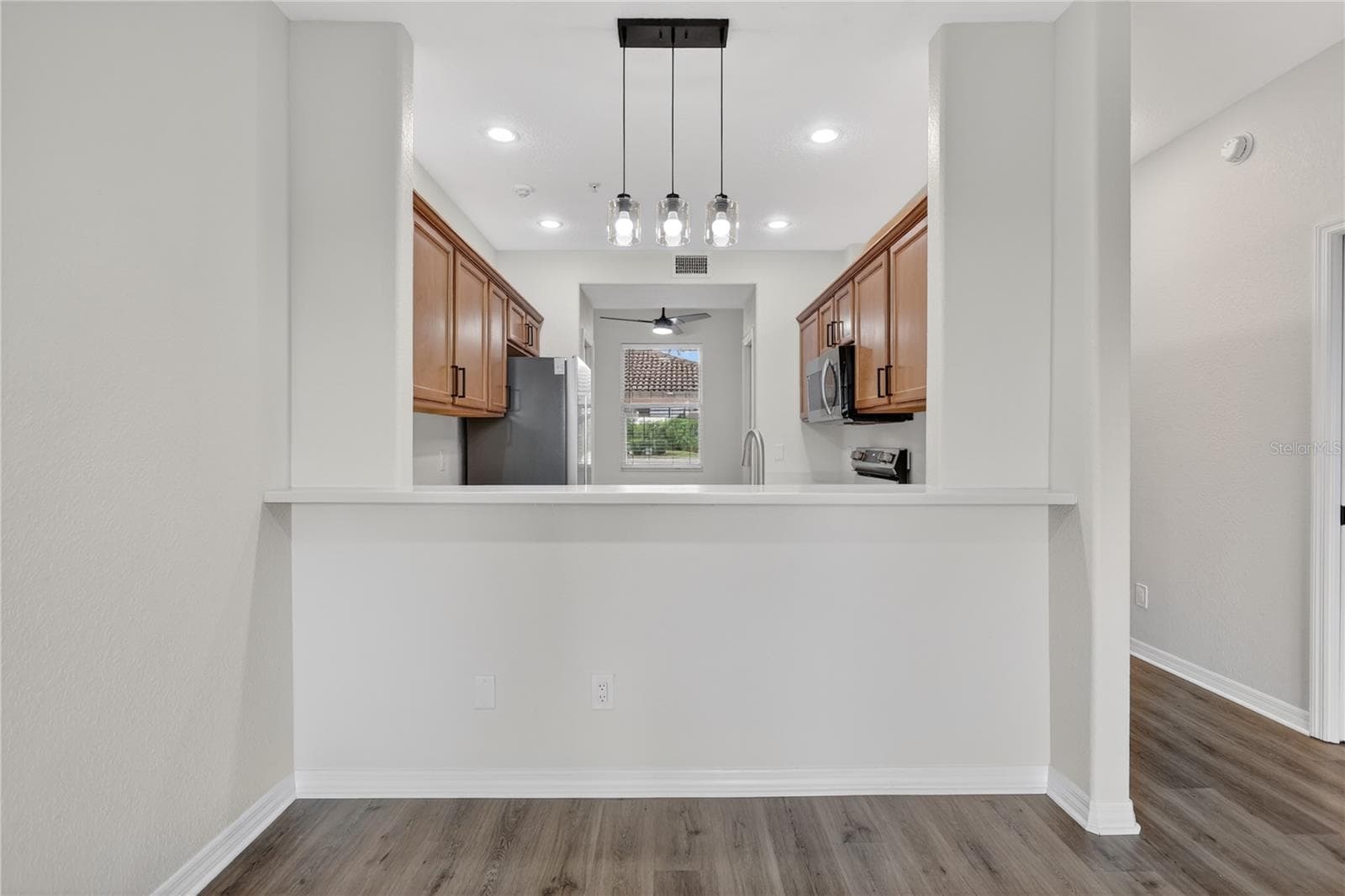 Condominium at 915 FAIRWAYCOVE LN #101, BRADENTON, photo 19 of 67