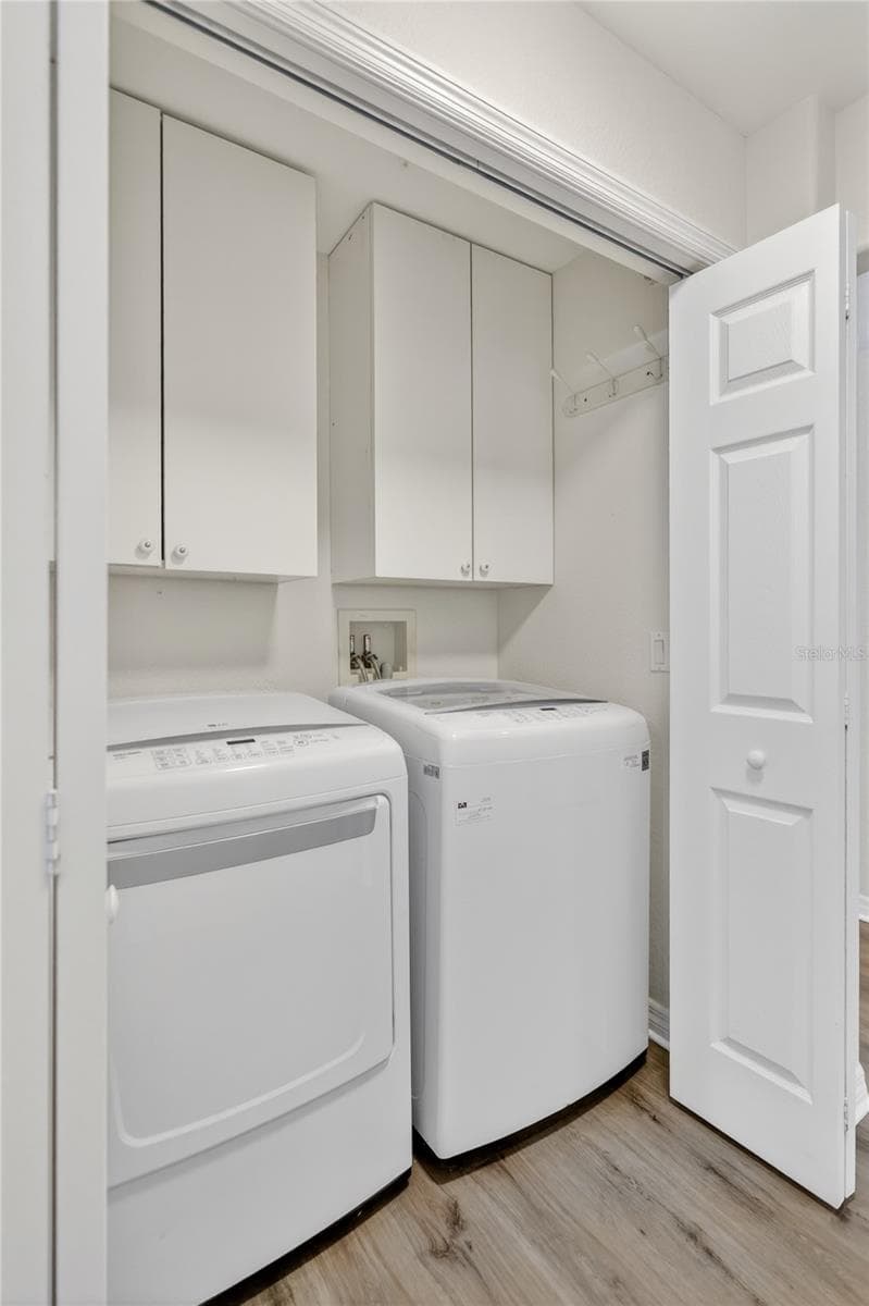 Condominium at 915 FAIRWAYCOVE LN #101, BRADENTON, photo 40 of 67