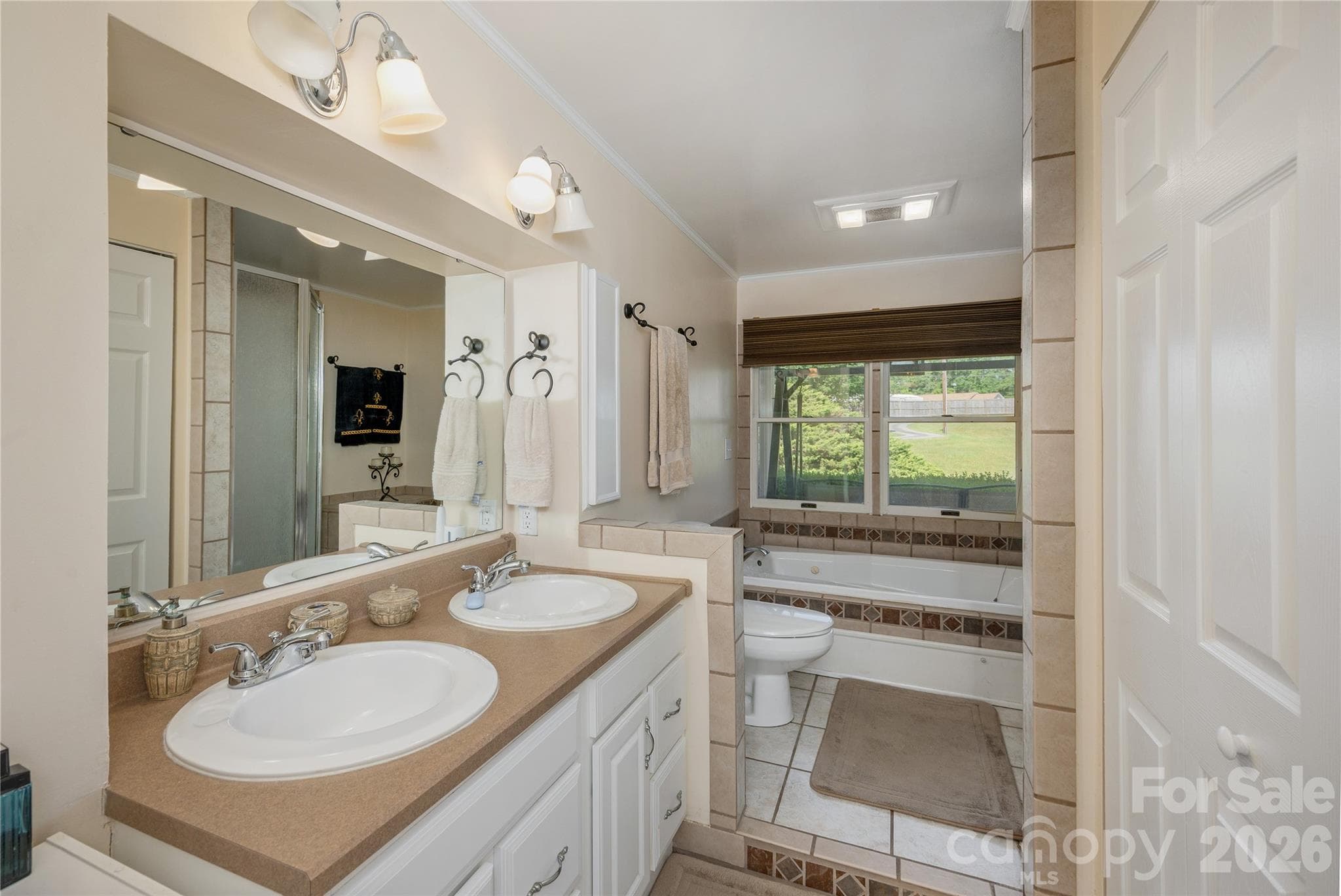 Single Family Residence at East Flat Rock, photo 24 of 42