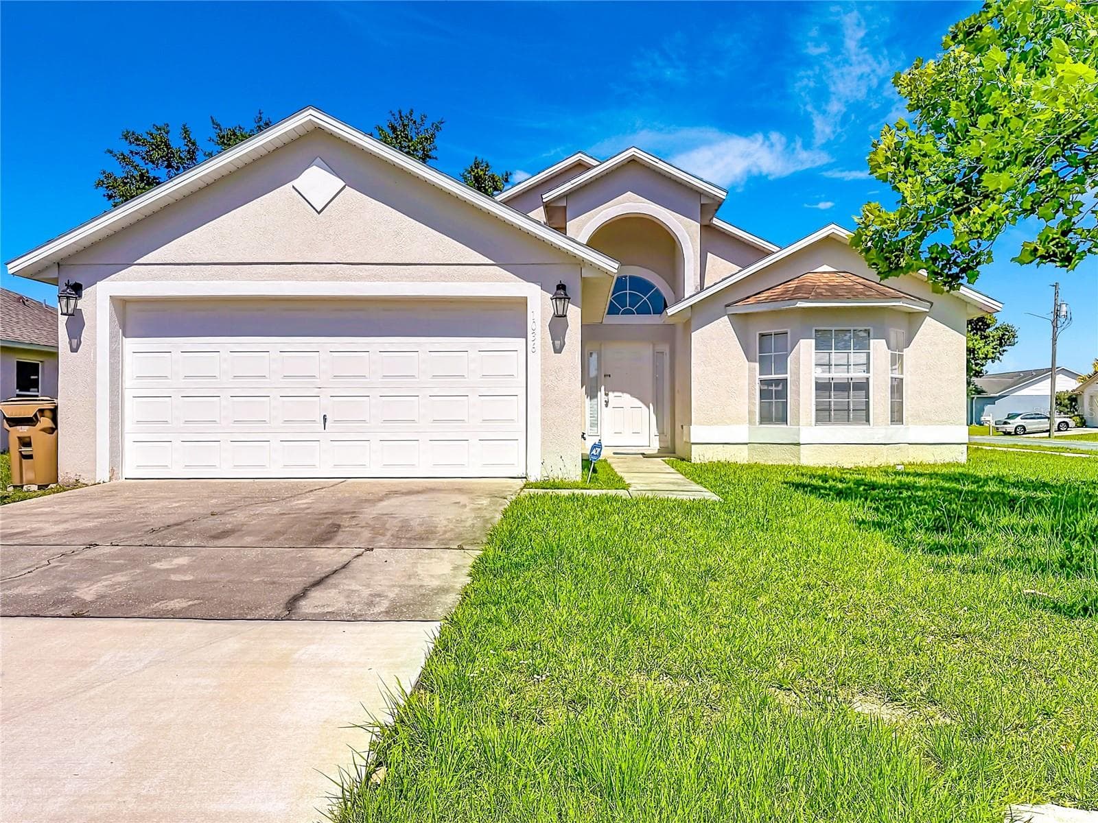 1036 DUDLEY DR