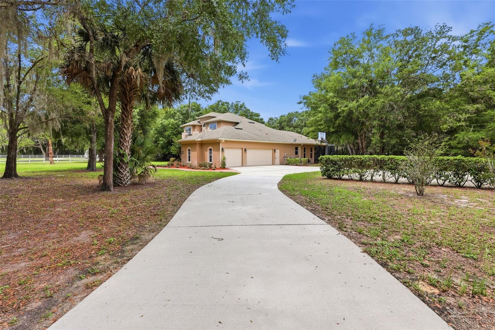 Single Family Residence at 530 N BLUE LAKE AVE, DELAND, photo 8 of 68