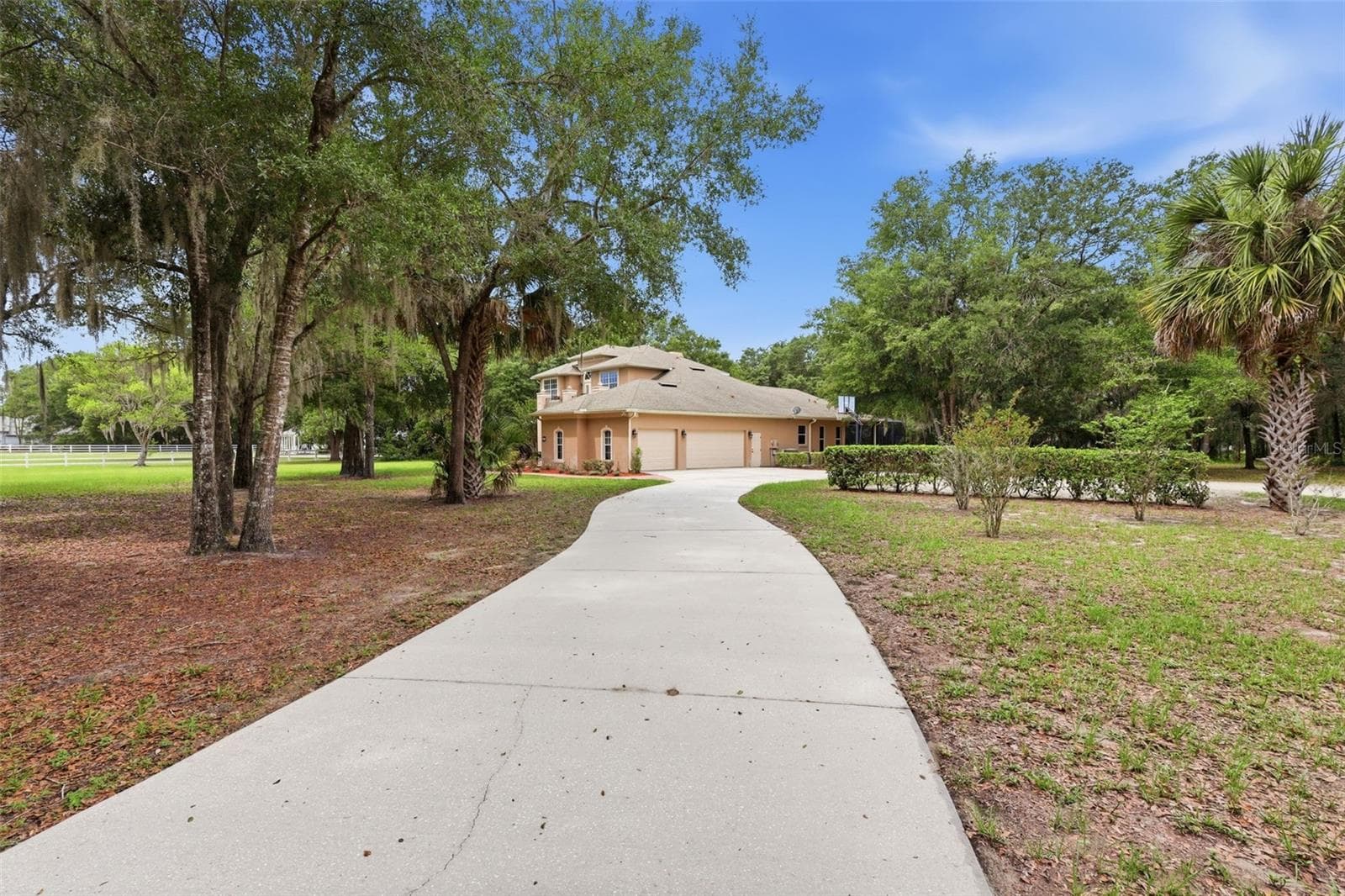 Single Family Residence at 530 N BLUE LAKE AVE, DELAND, photo 9 of 68