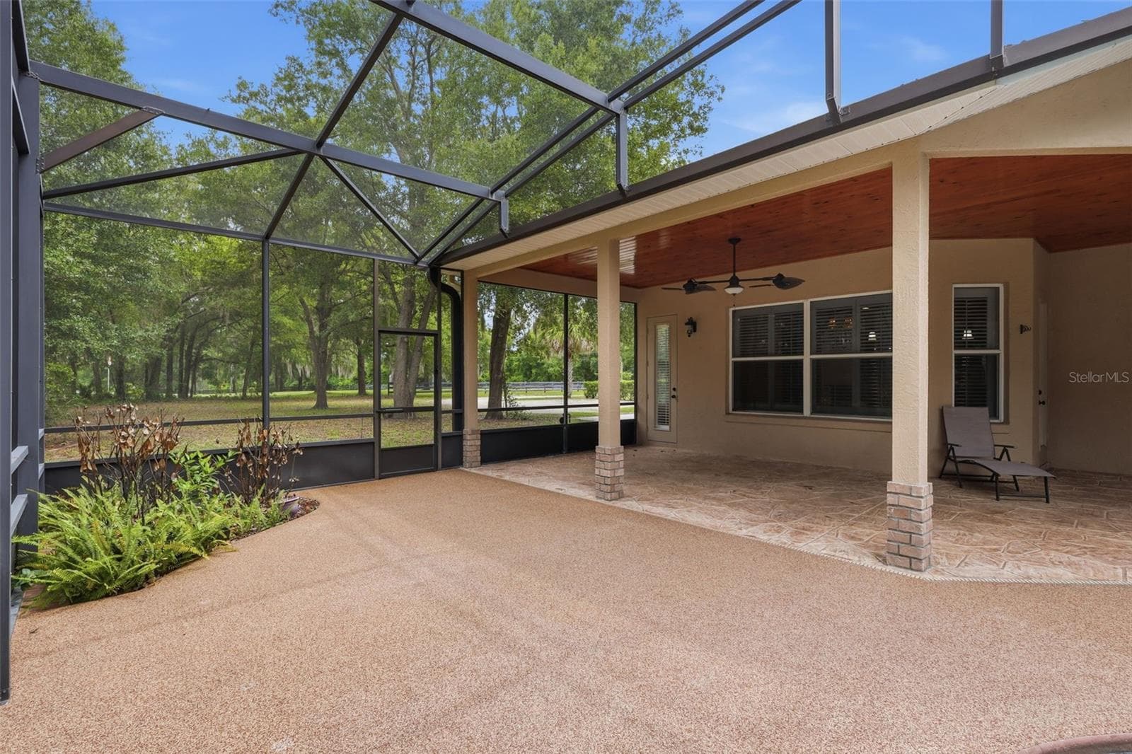 Single Family Residence at 530 N BLUE LAKE AVE, DELAND, photo 22 of 68